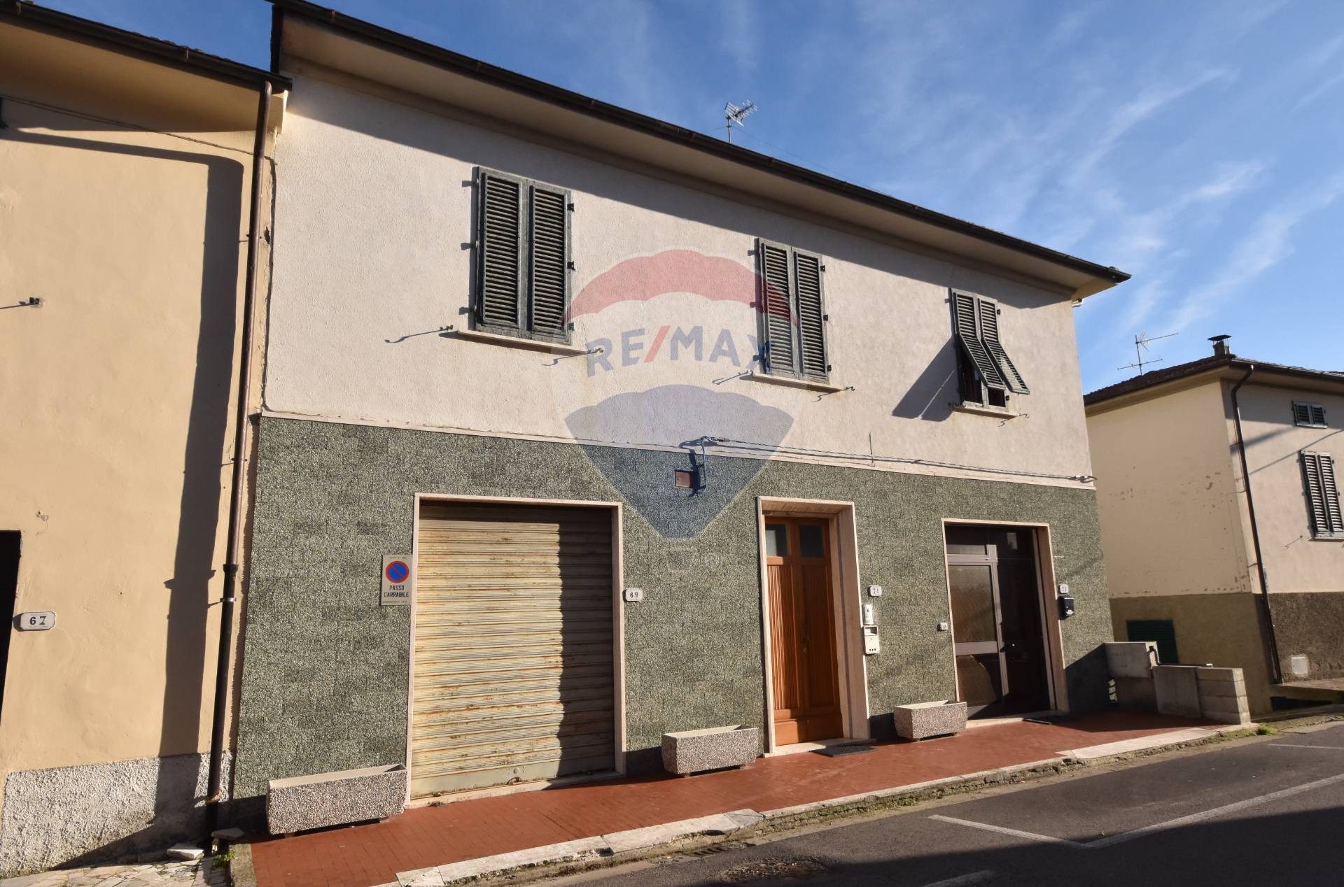 Appartamento VINCI vendita  Vitolini  RE/MAX Ideale