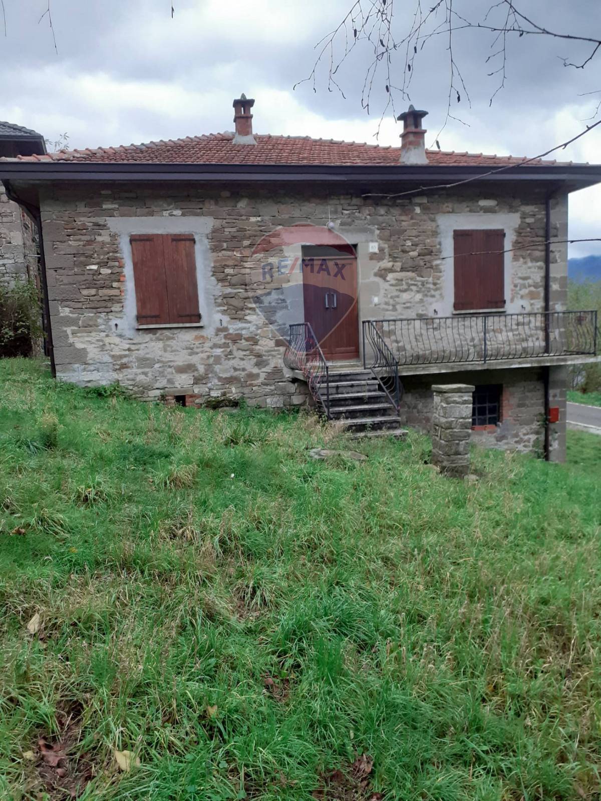  borgo-val-di-taro vendita quart: tiedoli re-max-alfa