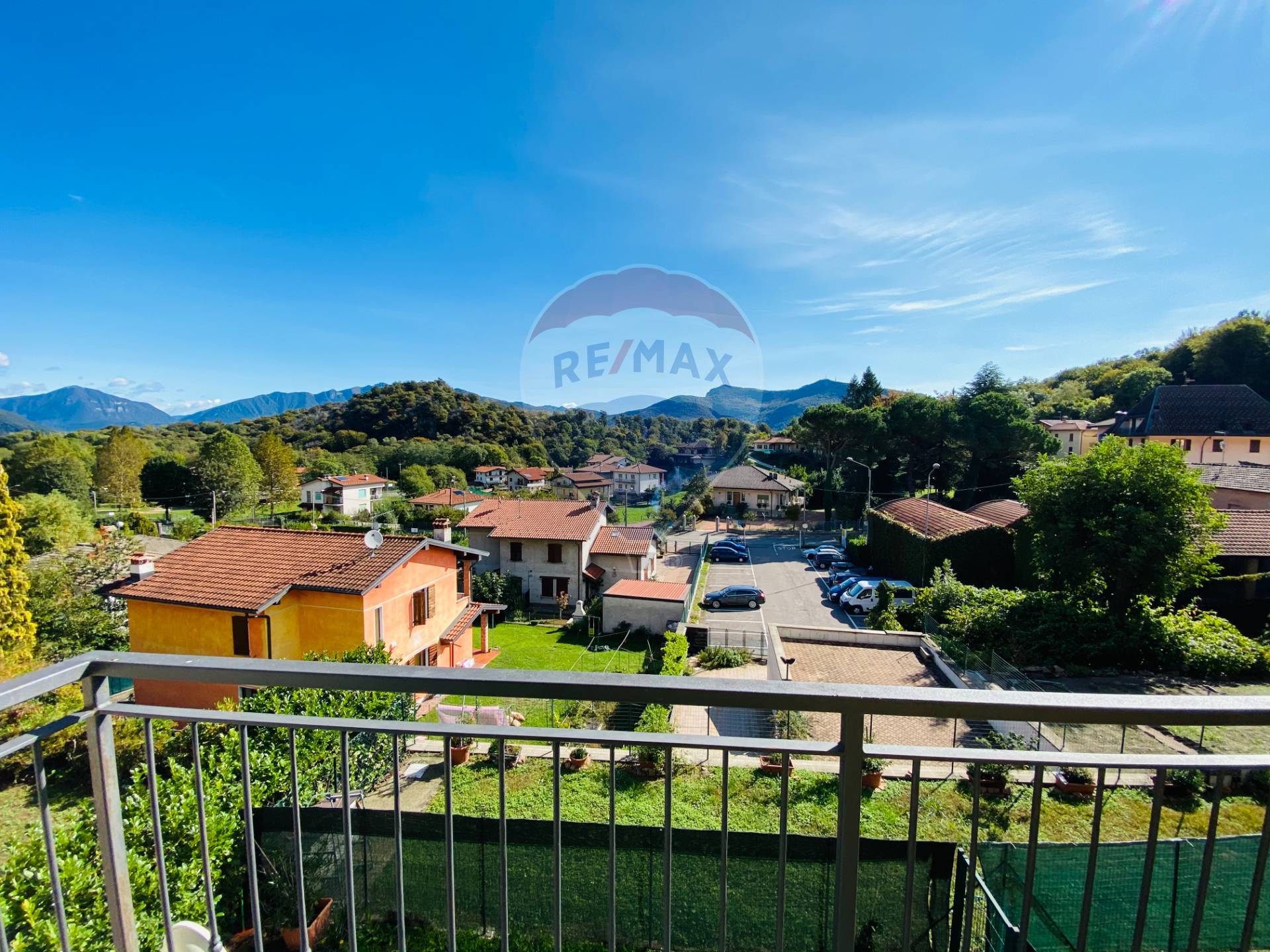 Appartamento CUASSO AL MONTE vendita    RE/MAX Trust