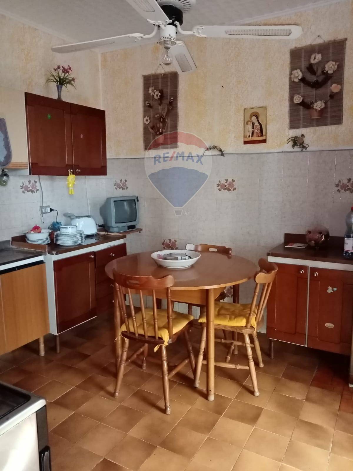 Villa Unifamiliare - Indipendente CHIARAVALLE CENTRALE vendita    RE/MAX Unit