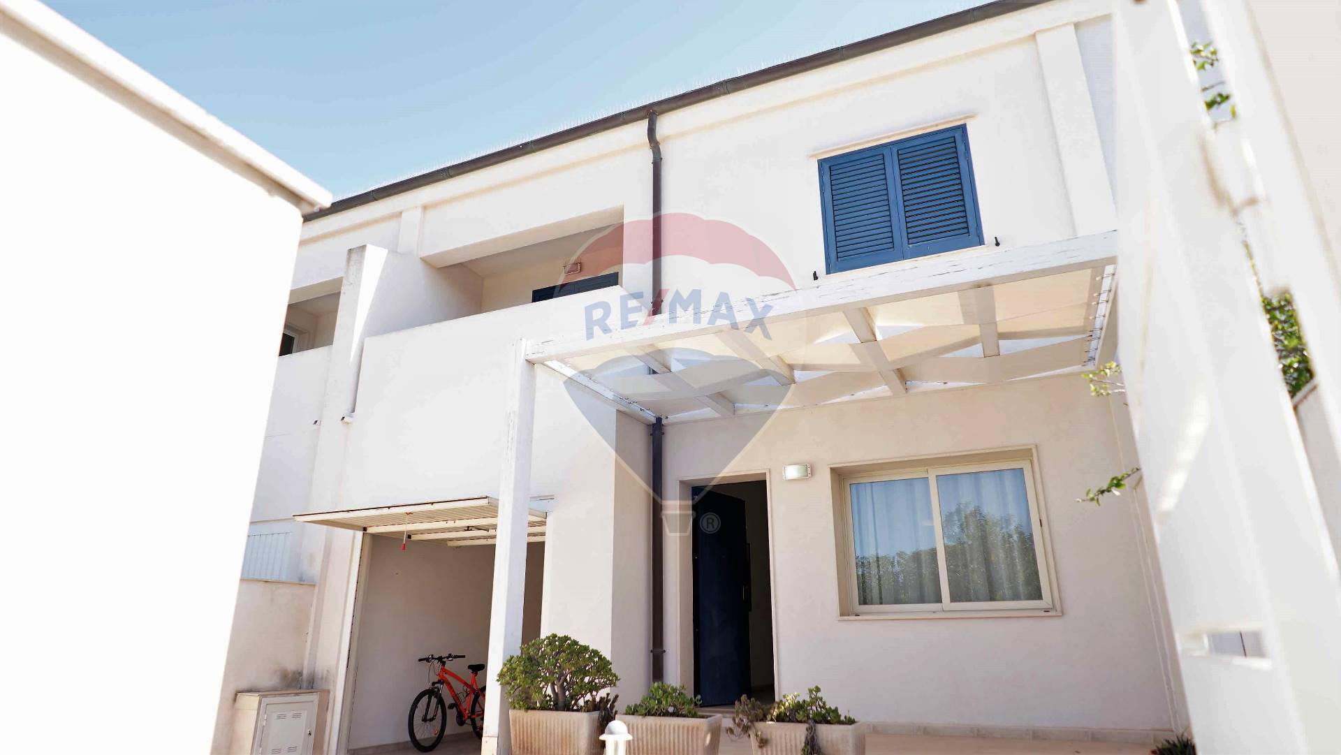 Villa RAGUSA vendita  Marina di Ragusa  RE/MAX Prima Classe