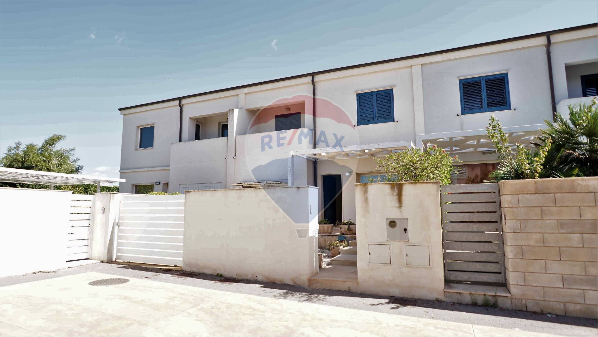 Villa RAGUSA vendita  Marina di Ragusa  RE/MAX Prima Classe