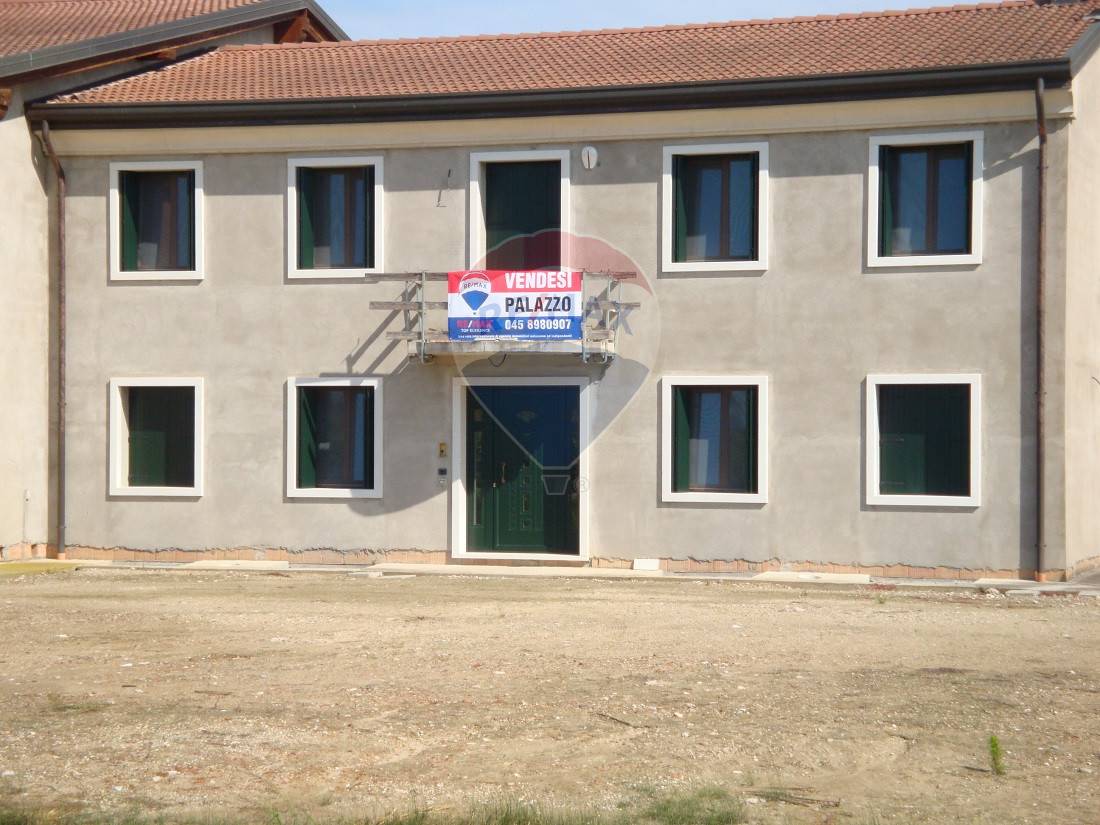 Rustico - Cascina ISOLA DELLA SCALA vendita    RE/MAX Top Elegance 2