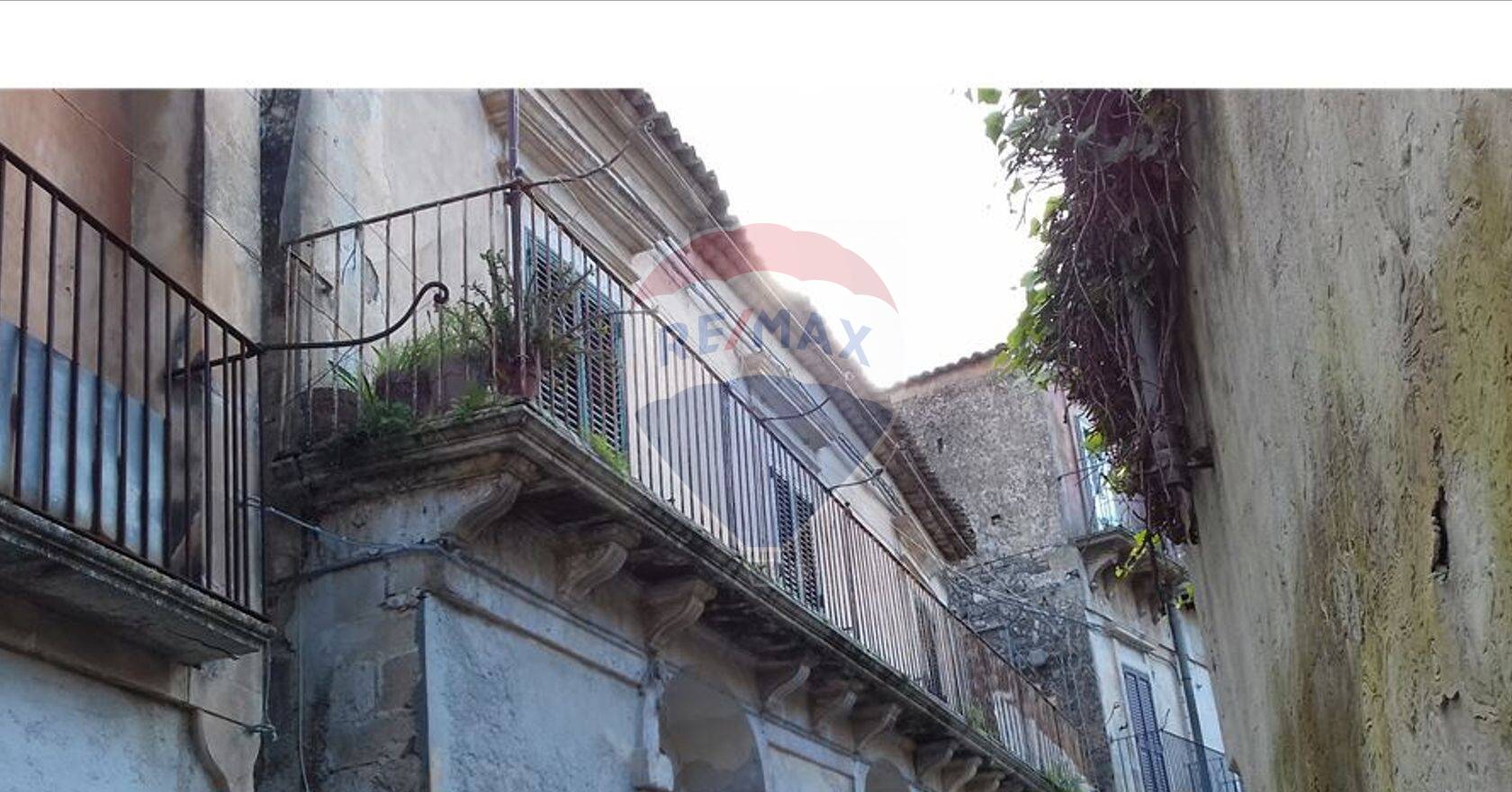 Villa Unifamiliare - Indipendente MODICA vendita  Centro Storico  RE/MAX Prima Classe