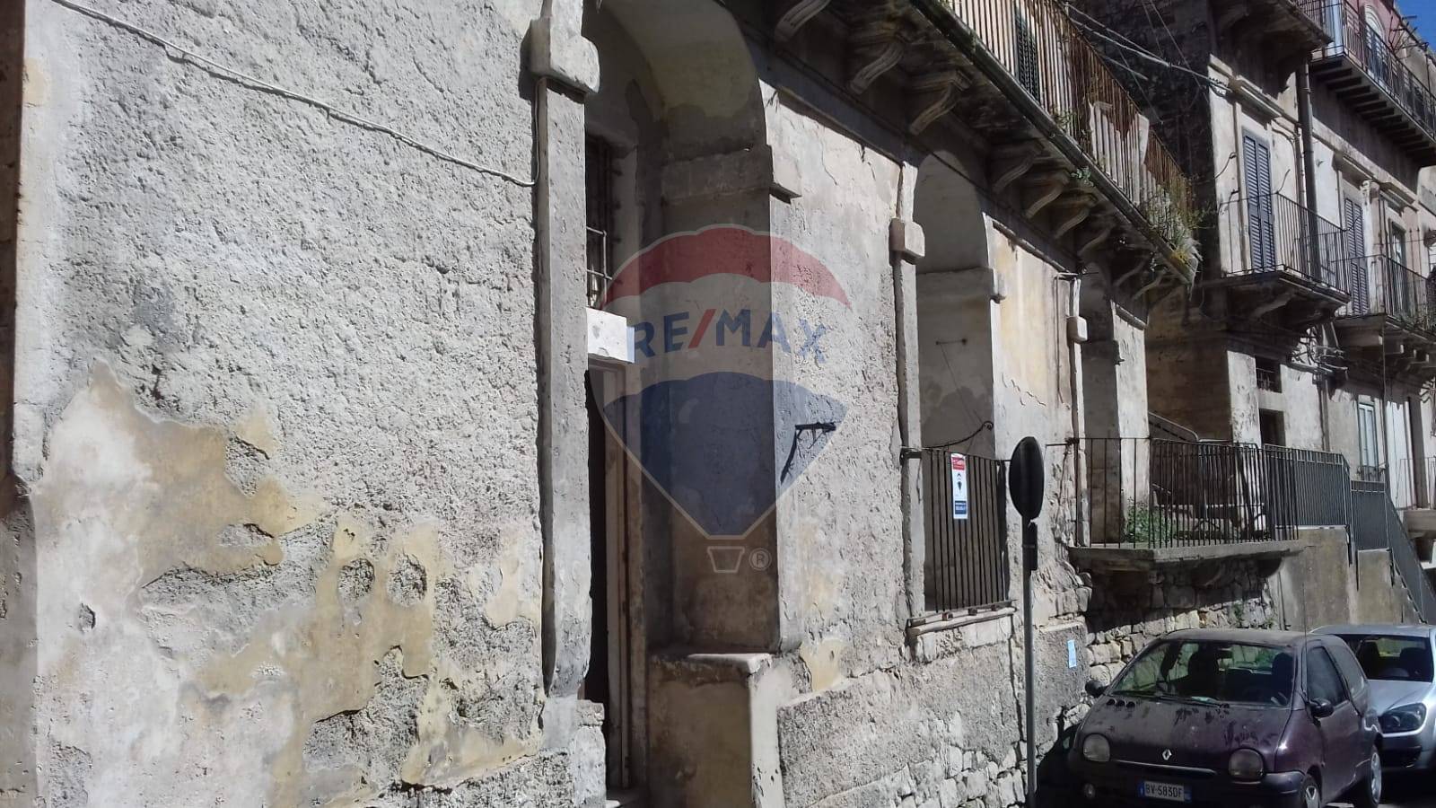 Villa Unifamiliare - Indipendente MODICA vendita  Centro Storico  RE/MAX Prima Classe