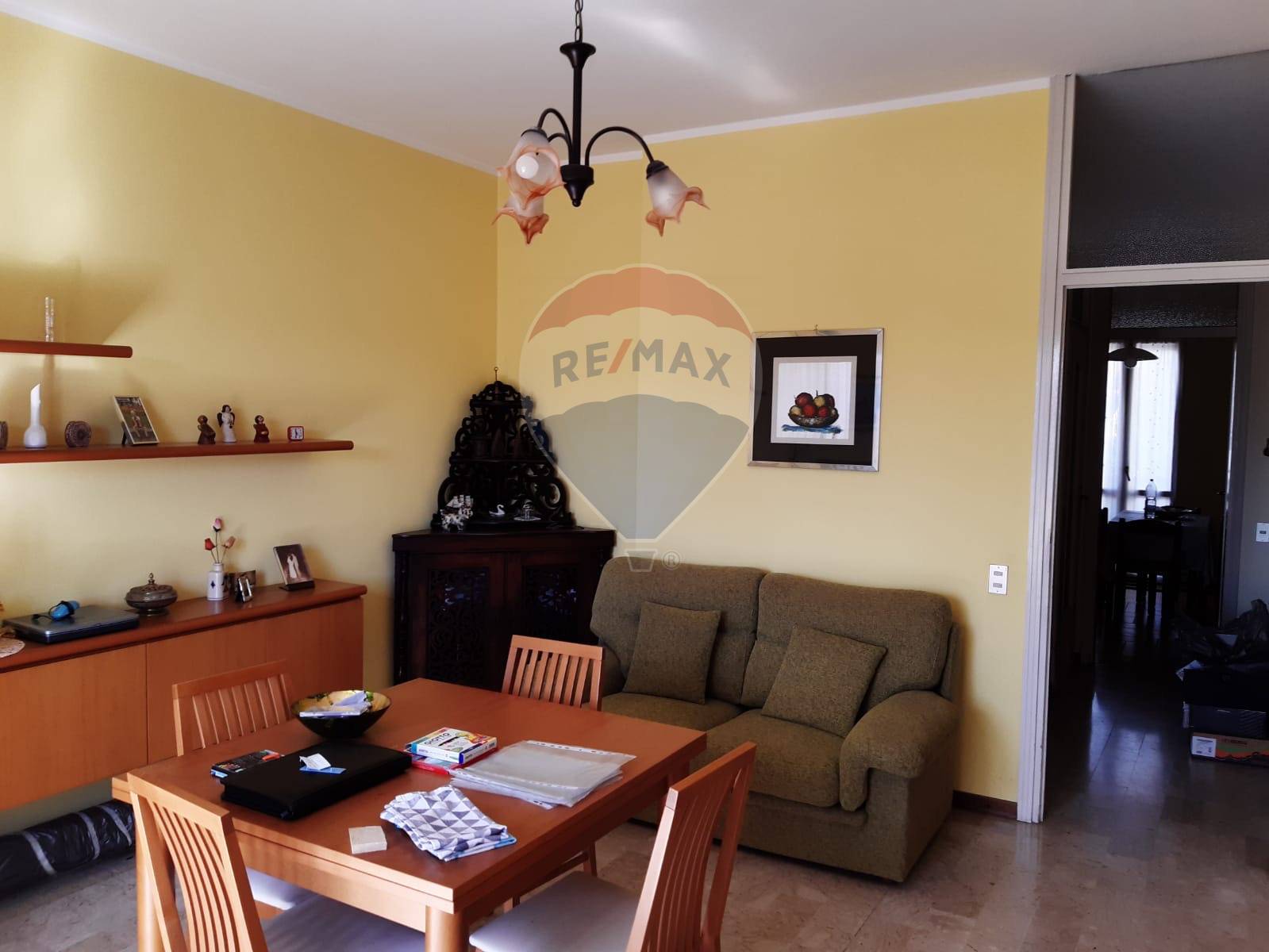 Appartamento VERANO BRIANZA vendita    RE/MAX Vittoria