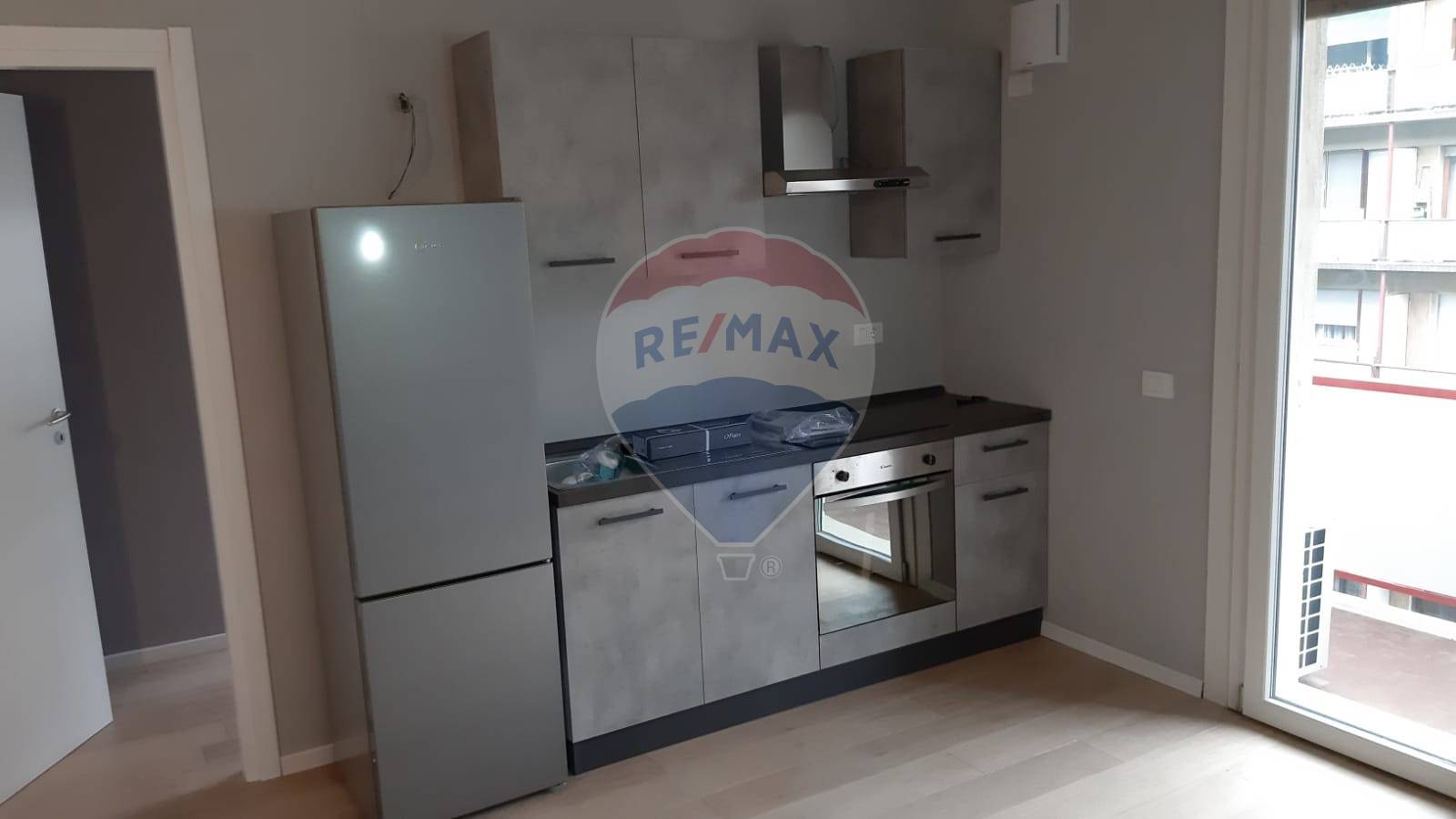 Appartamento FIRENZE affitto  Novoli  RE/MAX Medicea 2