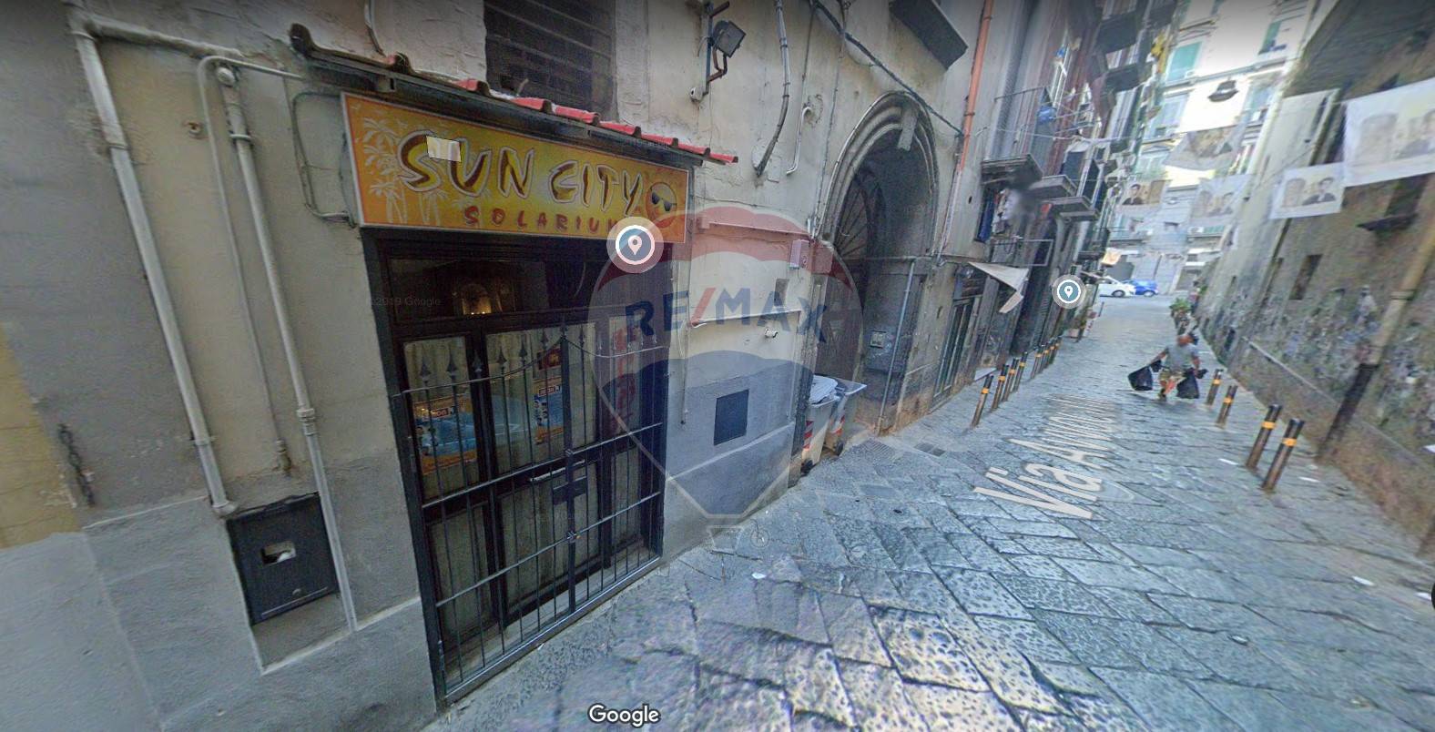 Negozio - Loc.Com. NAPOLI affitto  Avvocata  RE/MAX Advisor