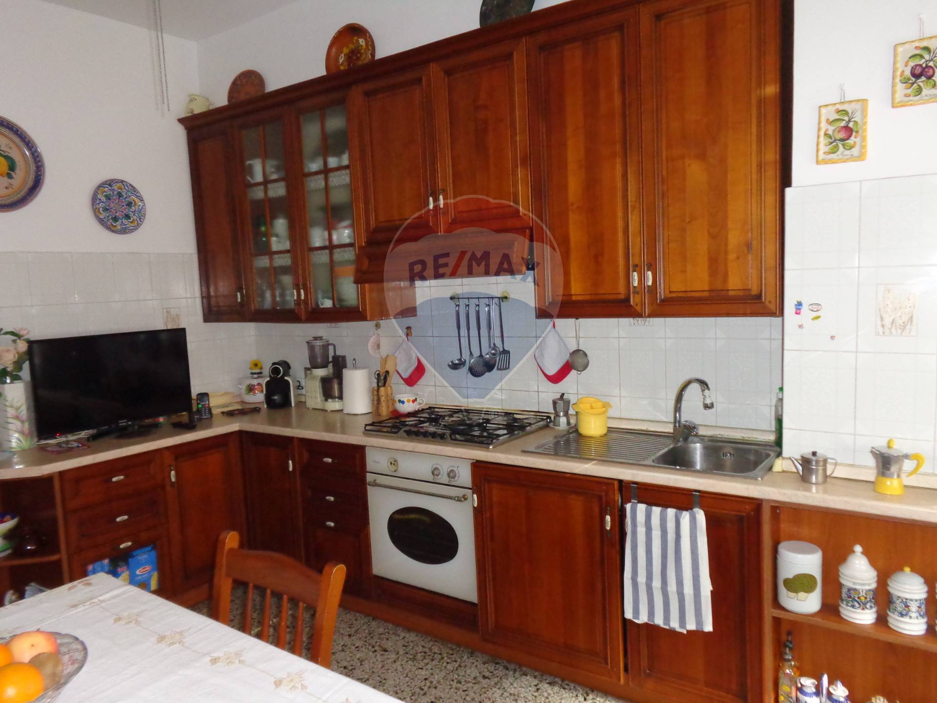  falconara-marittima vendita quart: centro re-max-centro-casa