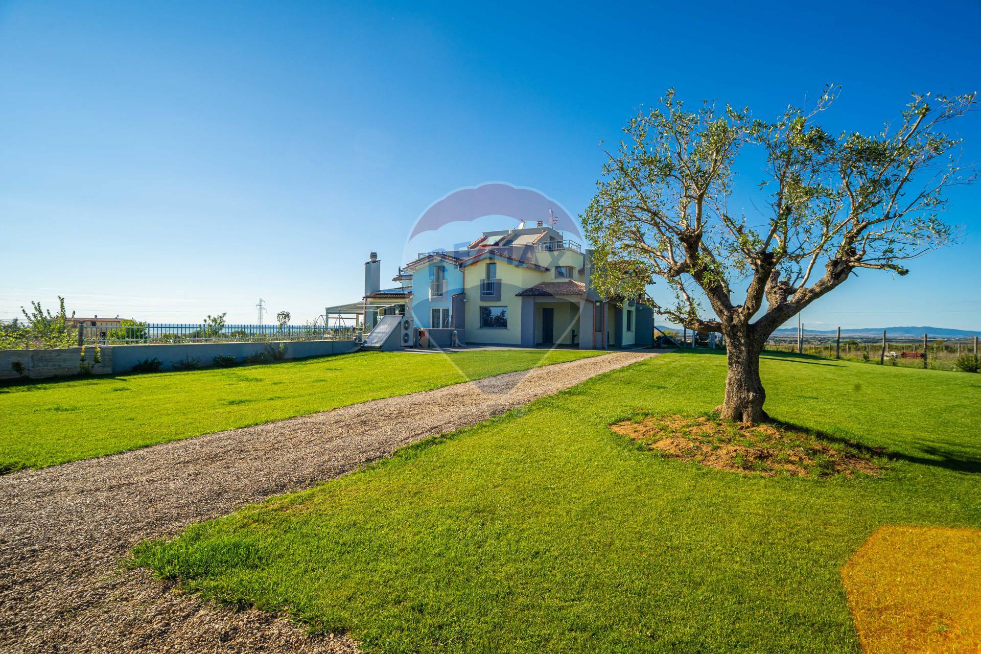 Villa TARQUINIA vendita  Campagna  RE/MAX Best