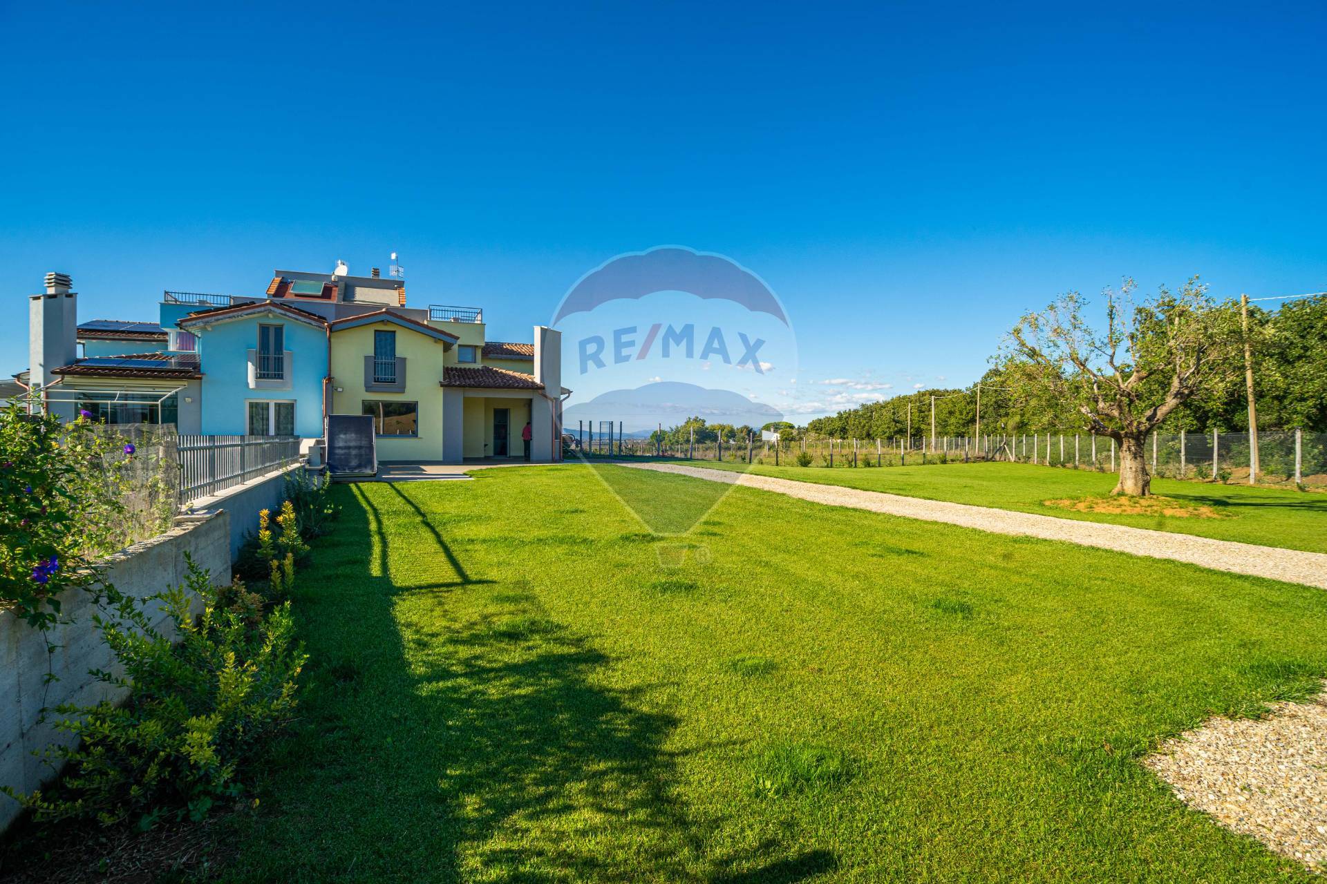 Villa TARQUINIA vendita  Campagna  RE/MAX Best