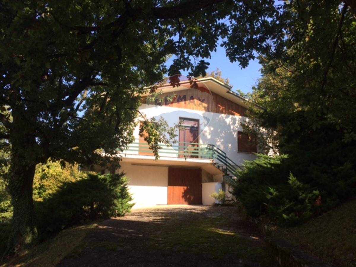 Villa SAN ZENO DI MONTAGNA vendita    RE/MAX Lago