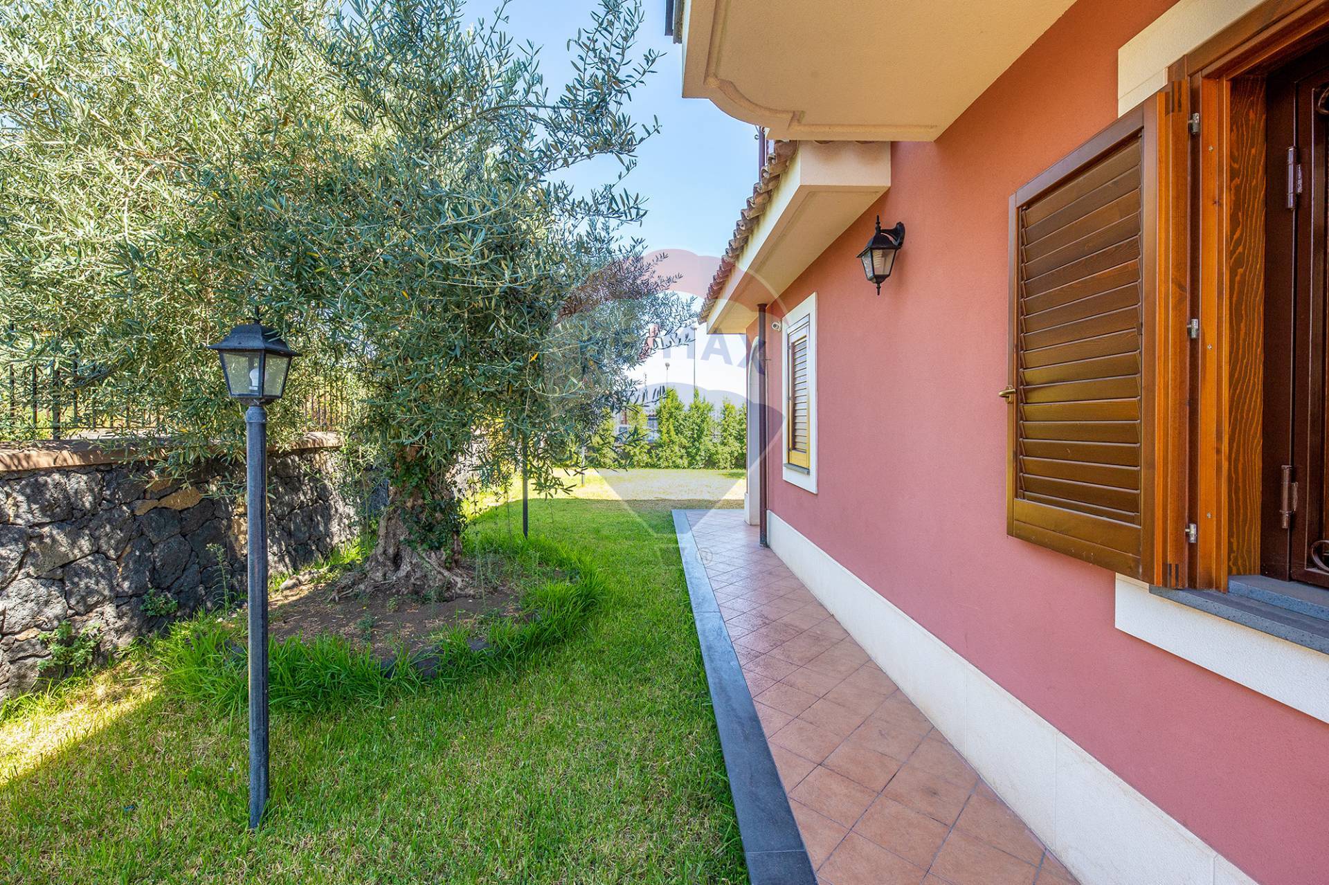 Villa SAN PIETRO CLARENZA vendita    RE/MAX City Home