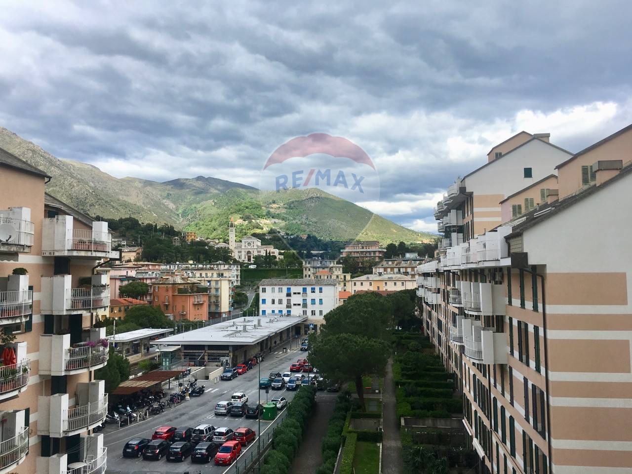 appartamento arenzano vendita  centro re/max med