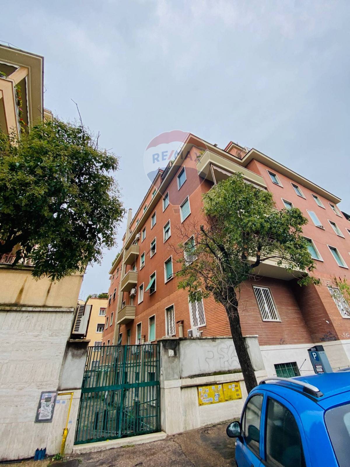 Box auto - Posto auto ROMA vendita  Prati  RE/MAX Opzione Casa