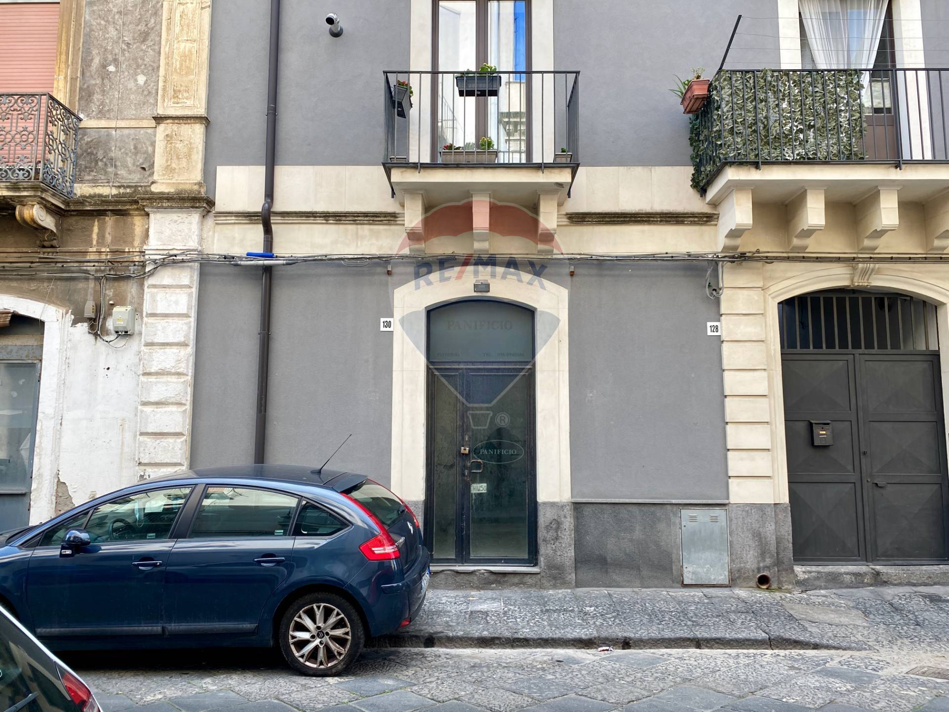 Negozio - Loc.Com. CATANIA vendita  Zona centro  RE/MAX Realizza