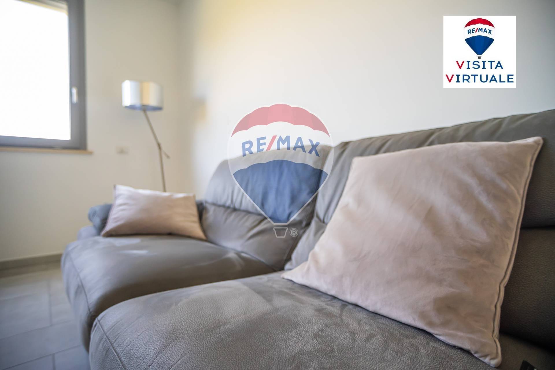  tarquinia vendita quart: campagna re-max-best