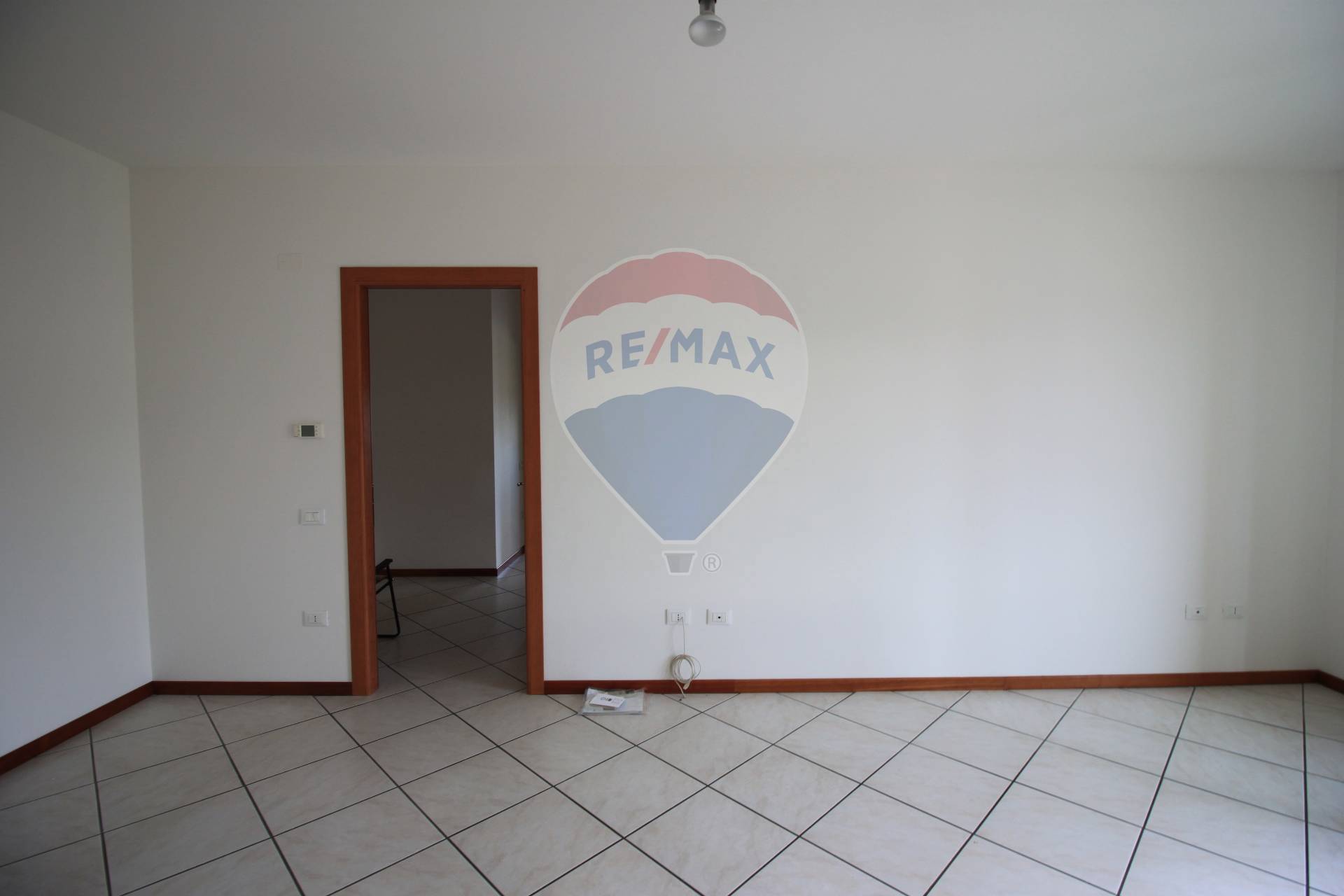 Appartamento PONTELONGO vendita    RE/MAX Sunbeam