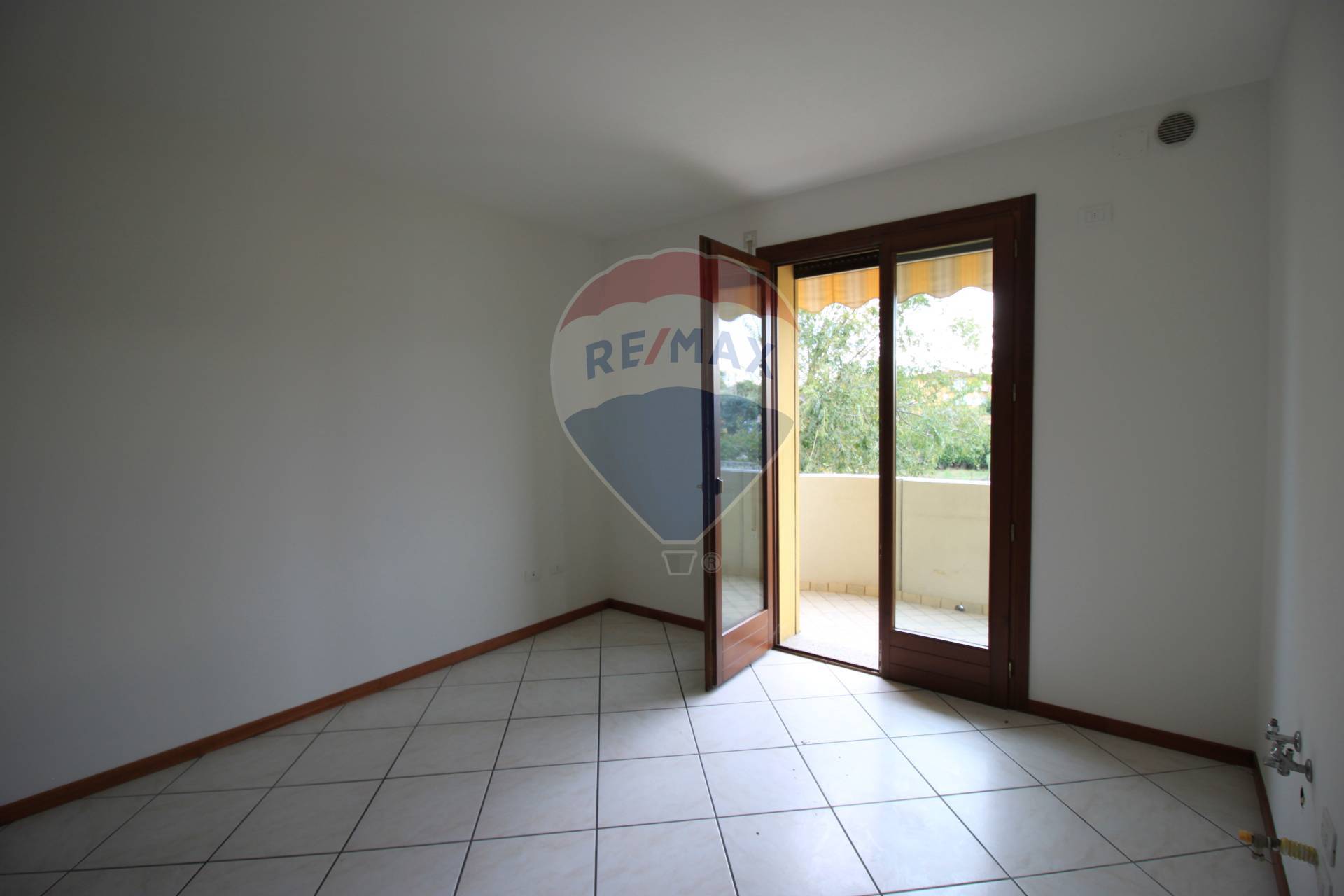 Appartamento PONTELONGO vendita    RE/MAX Sunbeam