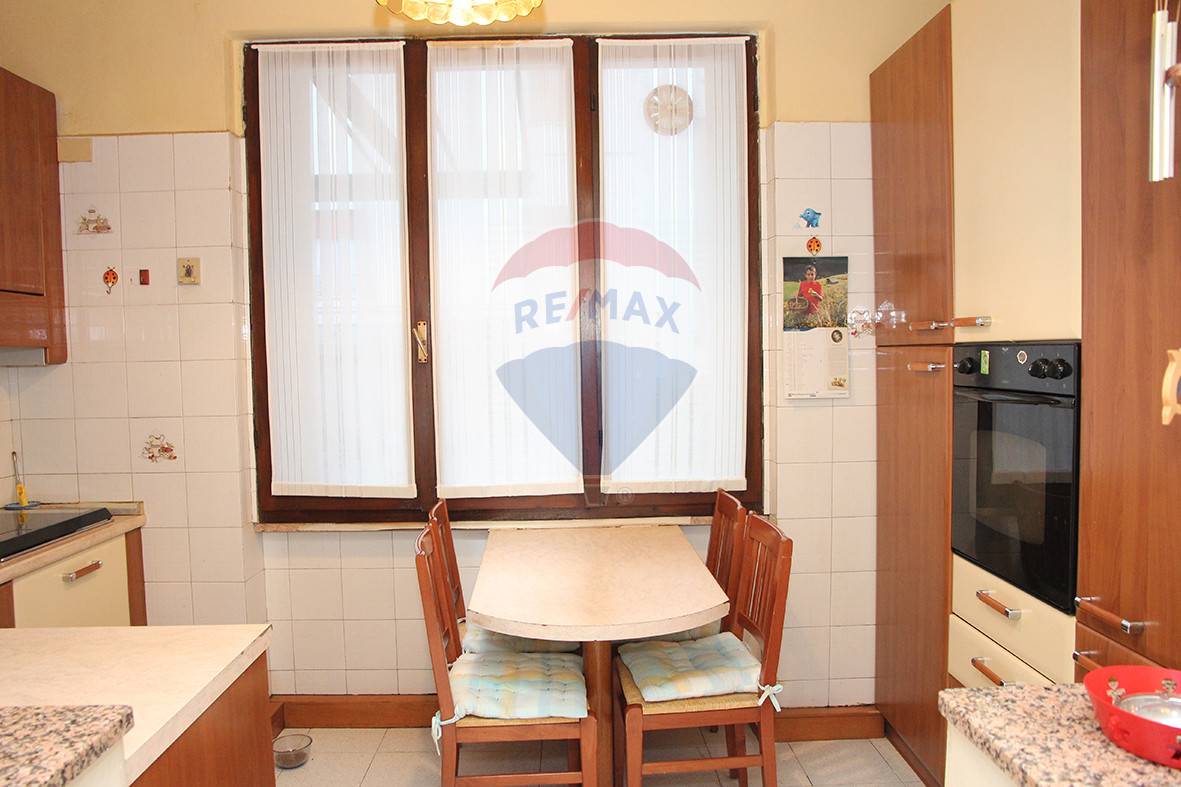 Appartamento CASNATE CON BERNATE vendita  Casnate  RE/MAX Essenza