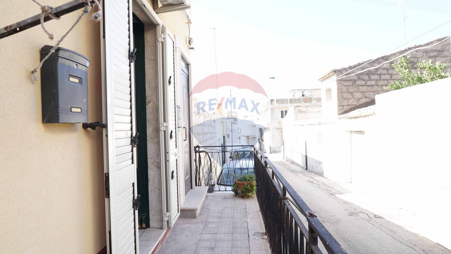 Appartamento SCICLI vendita  Donnalucata  RE/MAX Prima Classe