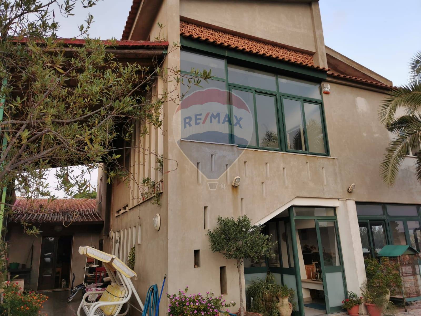Villa VITTORIA vendita    RE/MAX Prima Classe