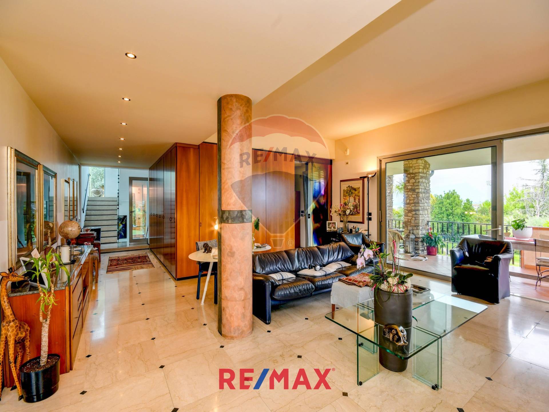 Villa DESENZANO DEL GARDA vendita  Desenzano del Garda  RE/MAX Edilfin