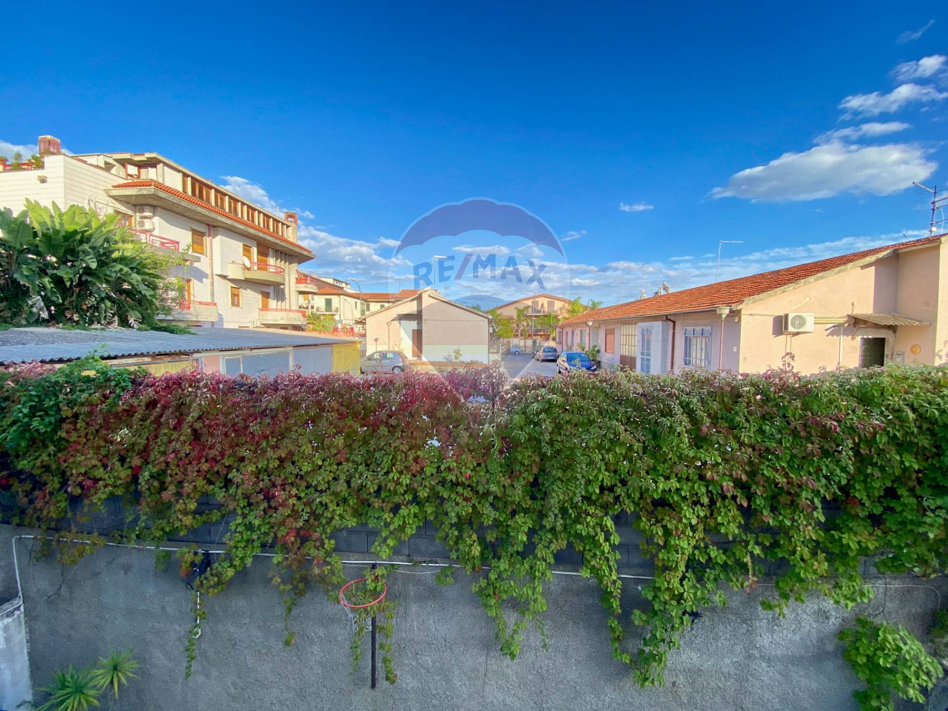 Appartamento GRAVINA DI CATANIA vendita    RE/MAX Realizza