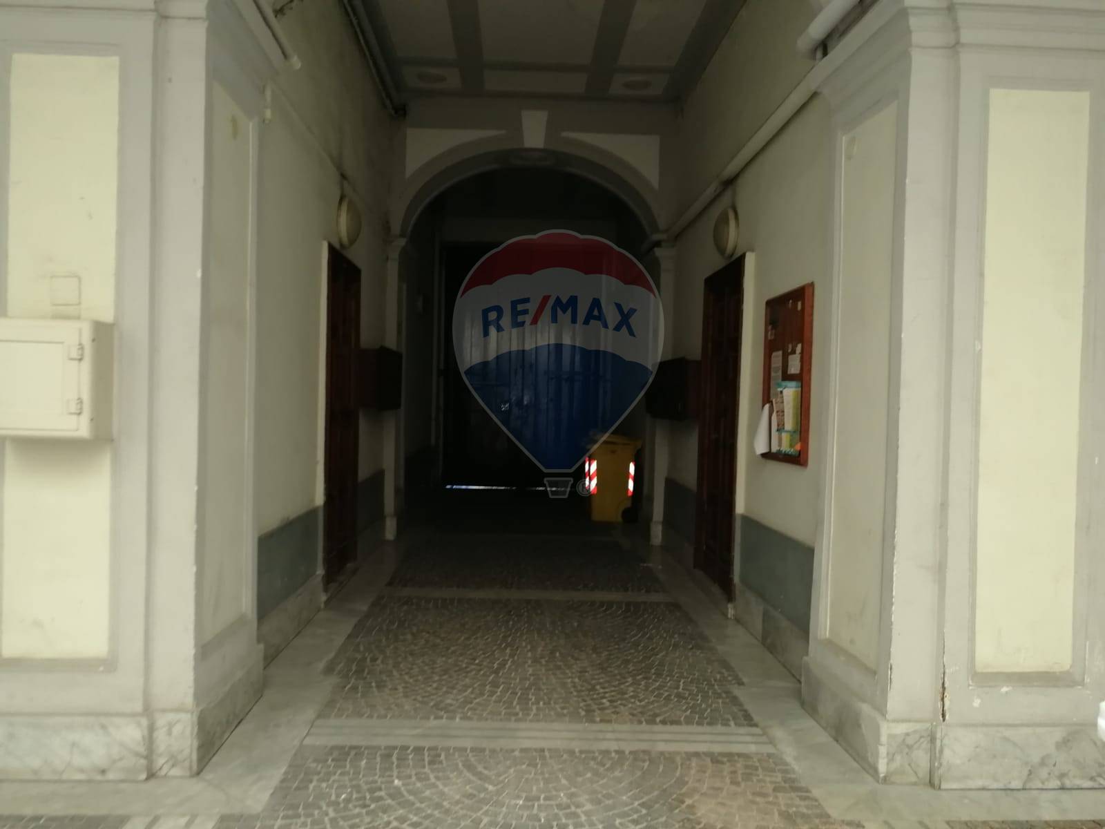 Appartamento NAPOLI affitto  Mercato  RE/MAX Advisor