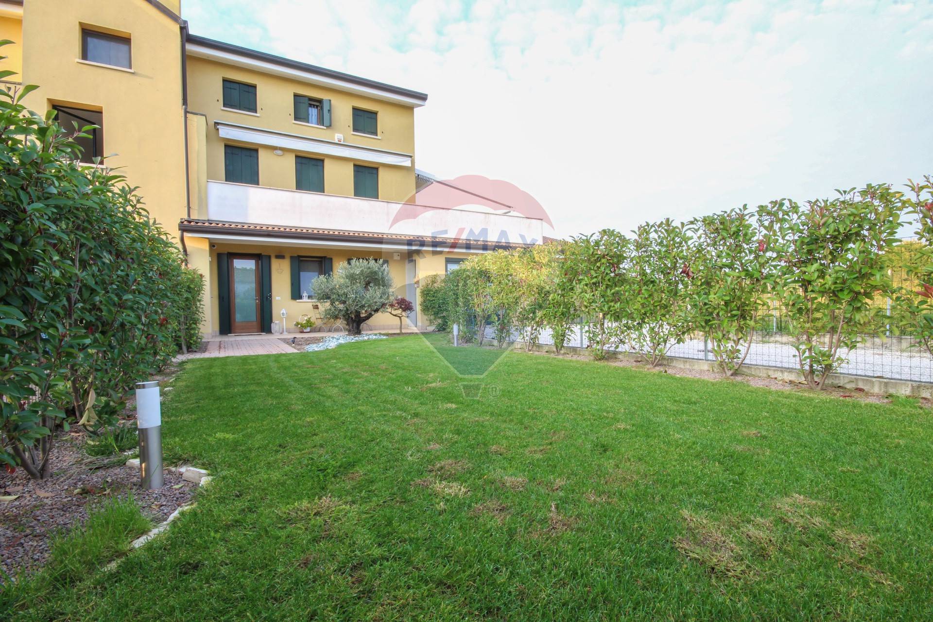 Appartamento VILLAFRANCA PADOVANA vendita    RE/MAX Puntocase