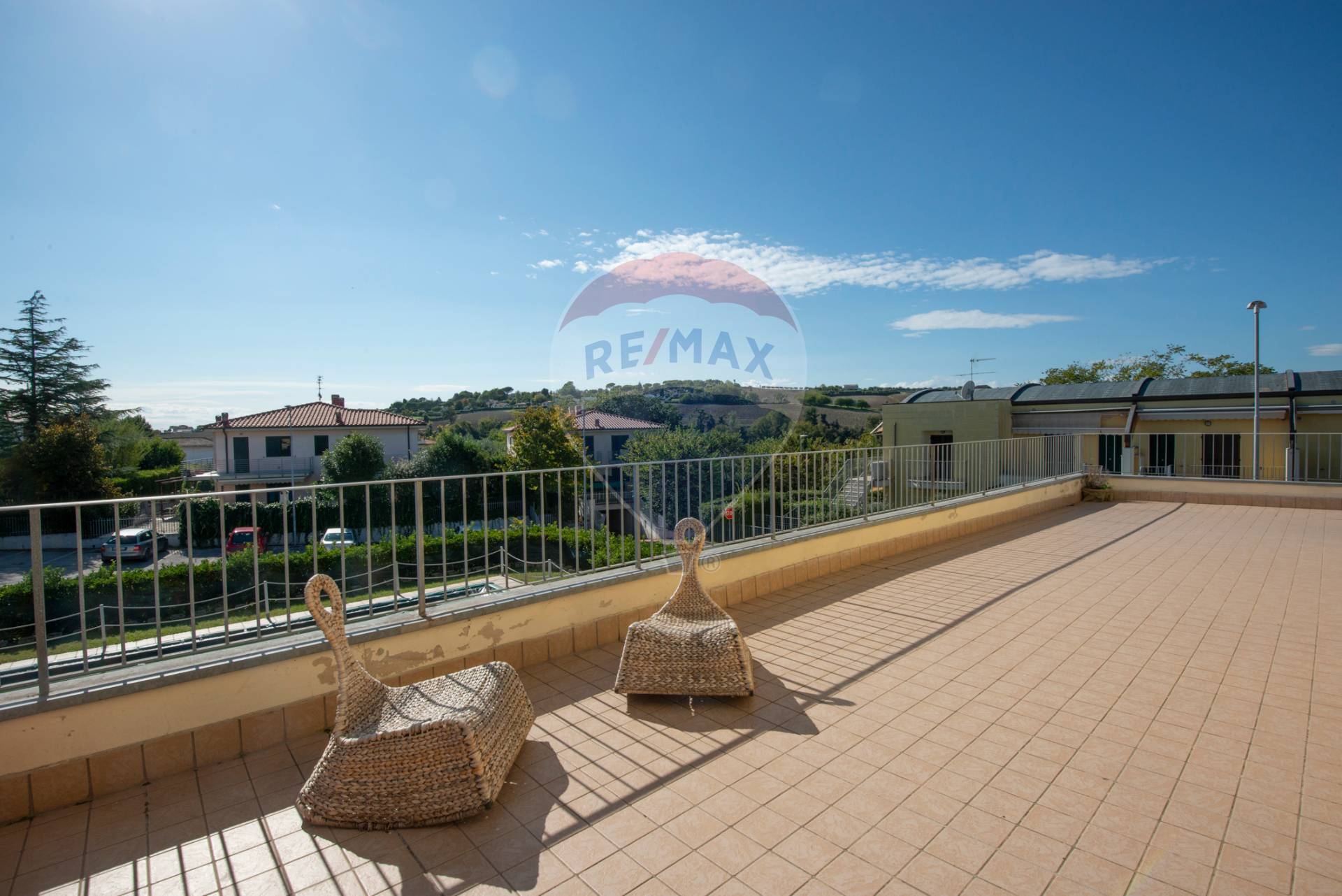 Appartamento SIROLO vendita    RE/MAX Master Class