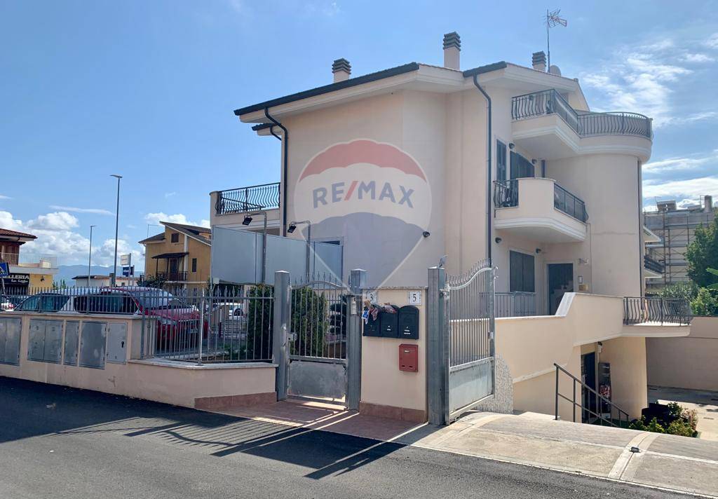  roma affitto quart: castelverde di lunghezza re-max-opzione-casa