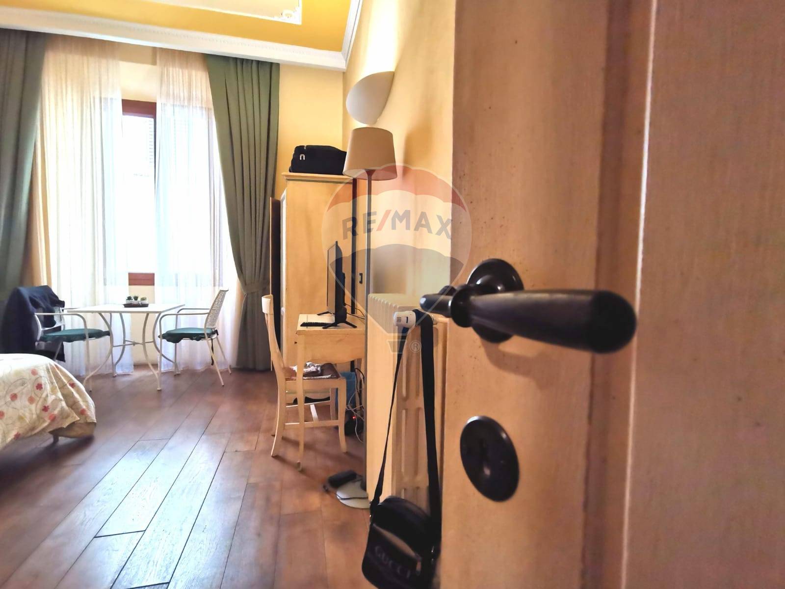 Appartamento FIRENZE vendita  Santa Croce  RE/MAX Ideale 3