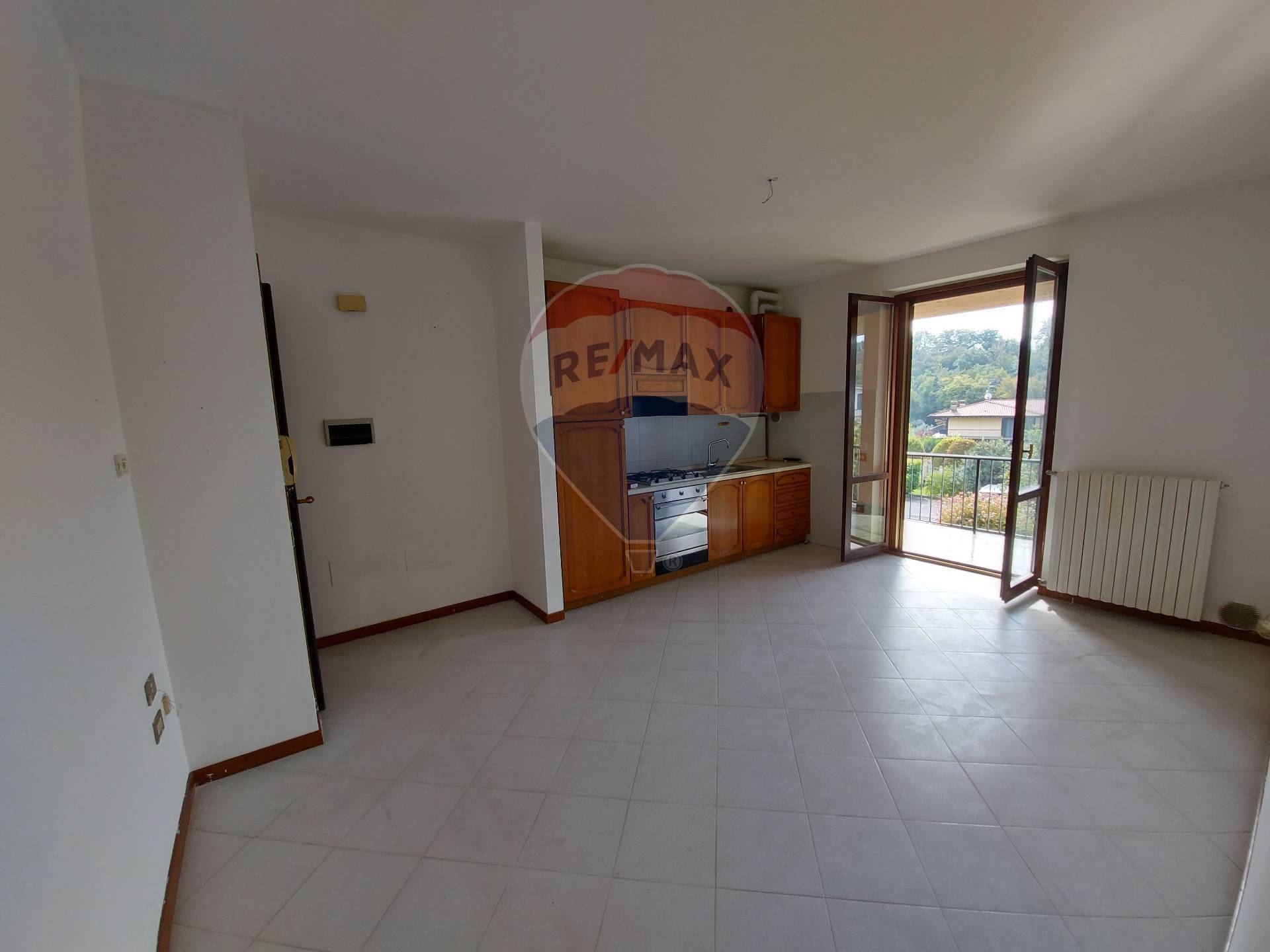 Appartamento PUEGNAGO SUL GARDA vendita  Mura  RE/MAX Edilfin