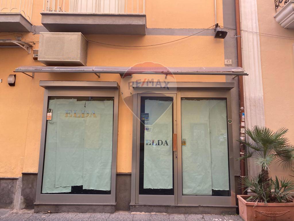  caserta affitto quart: centro re-max-divina
