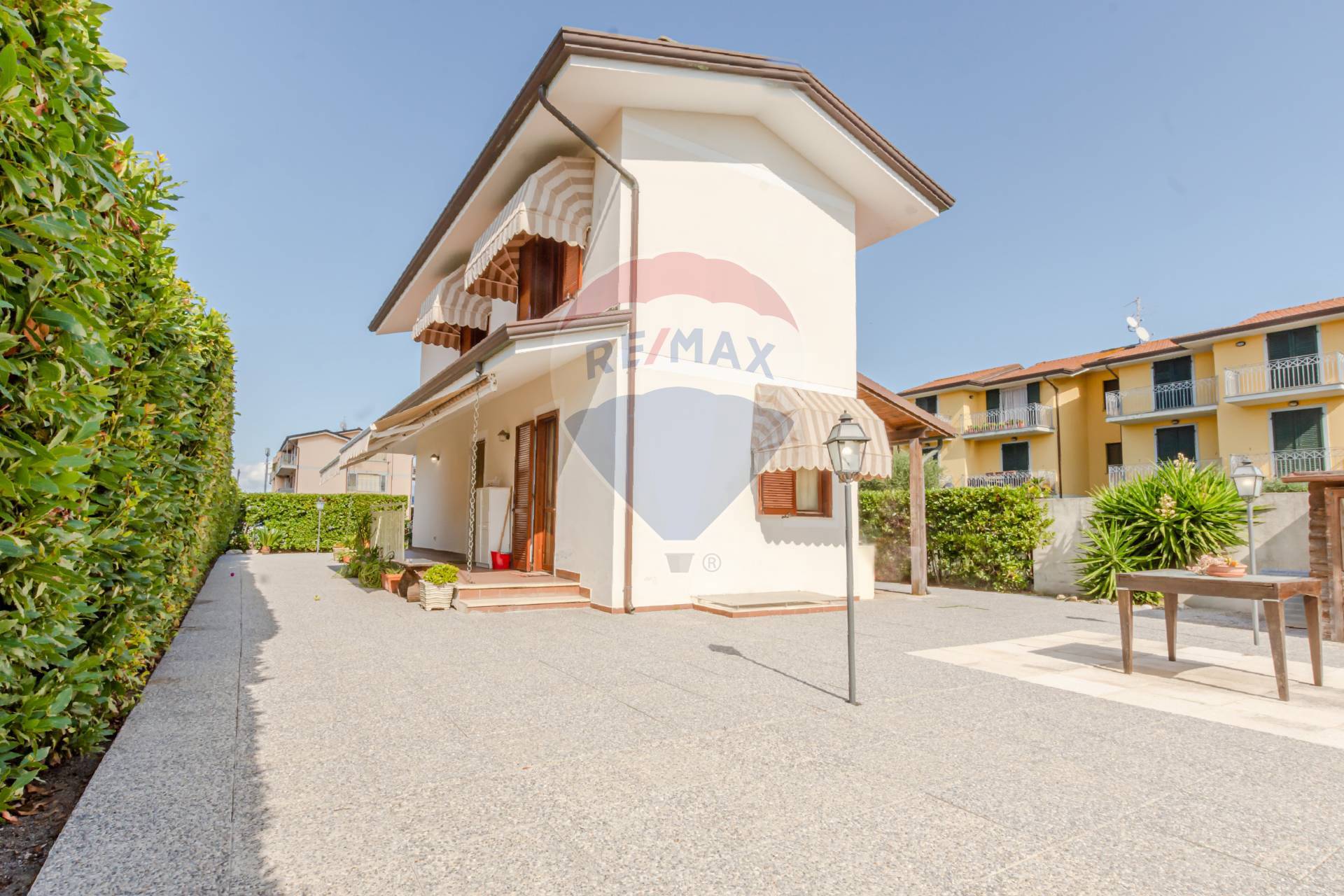 Villa VIAREGGIO vendita  Torre del Lago Puccini  RE/MAX Quality House