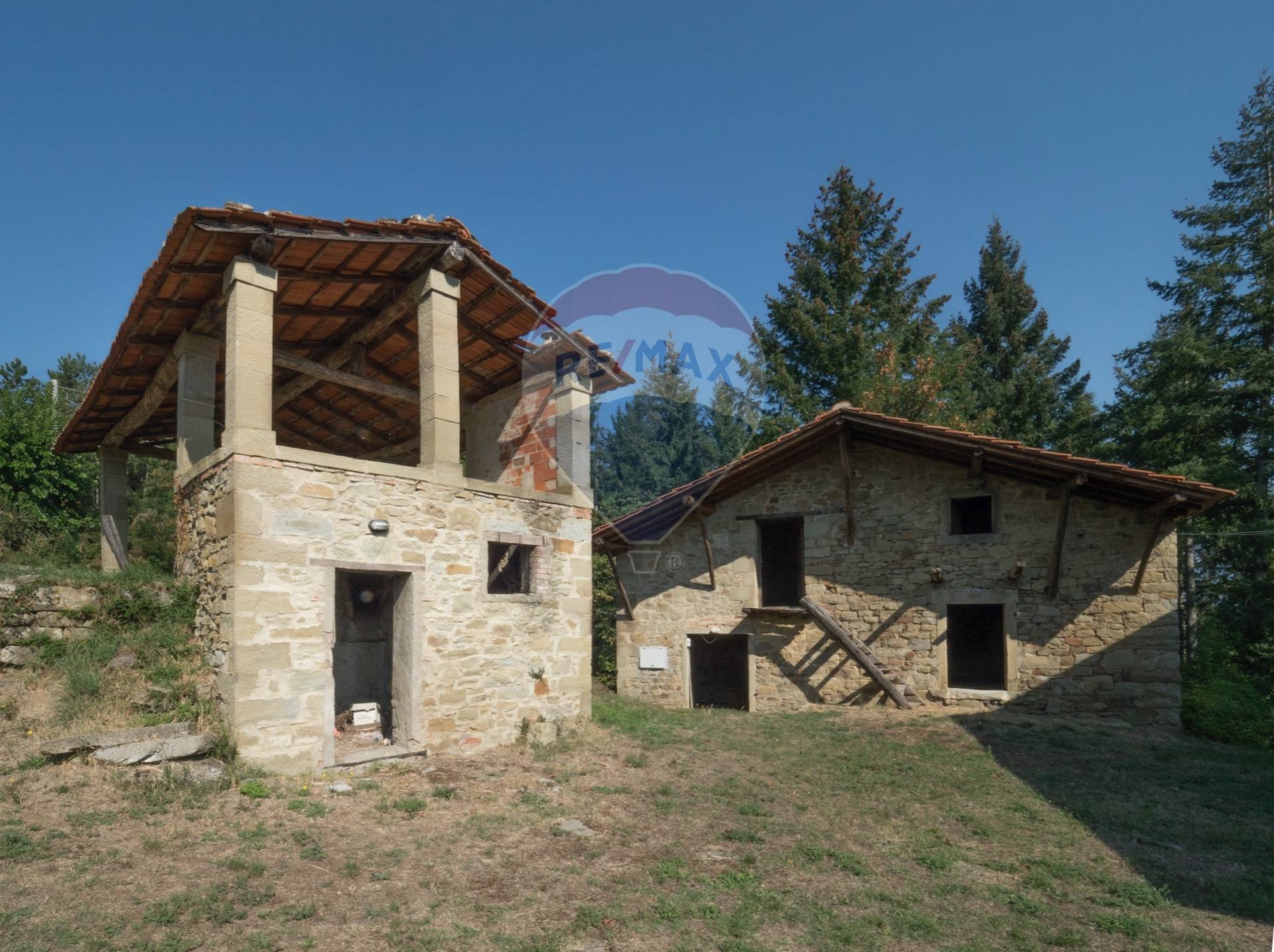 Rustico - Cascina POPPI vendita    RE/MAX Famosa