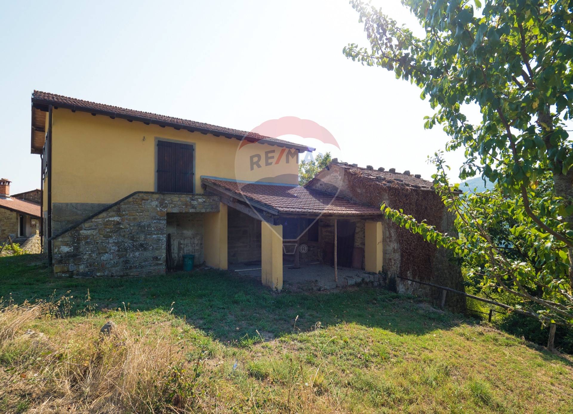 Rustico - Cascina POPPI vendita    RE/MAX Famosa