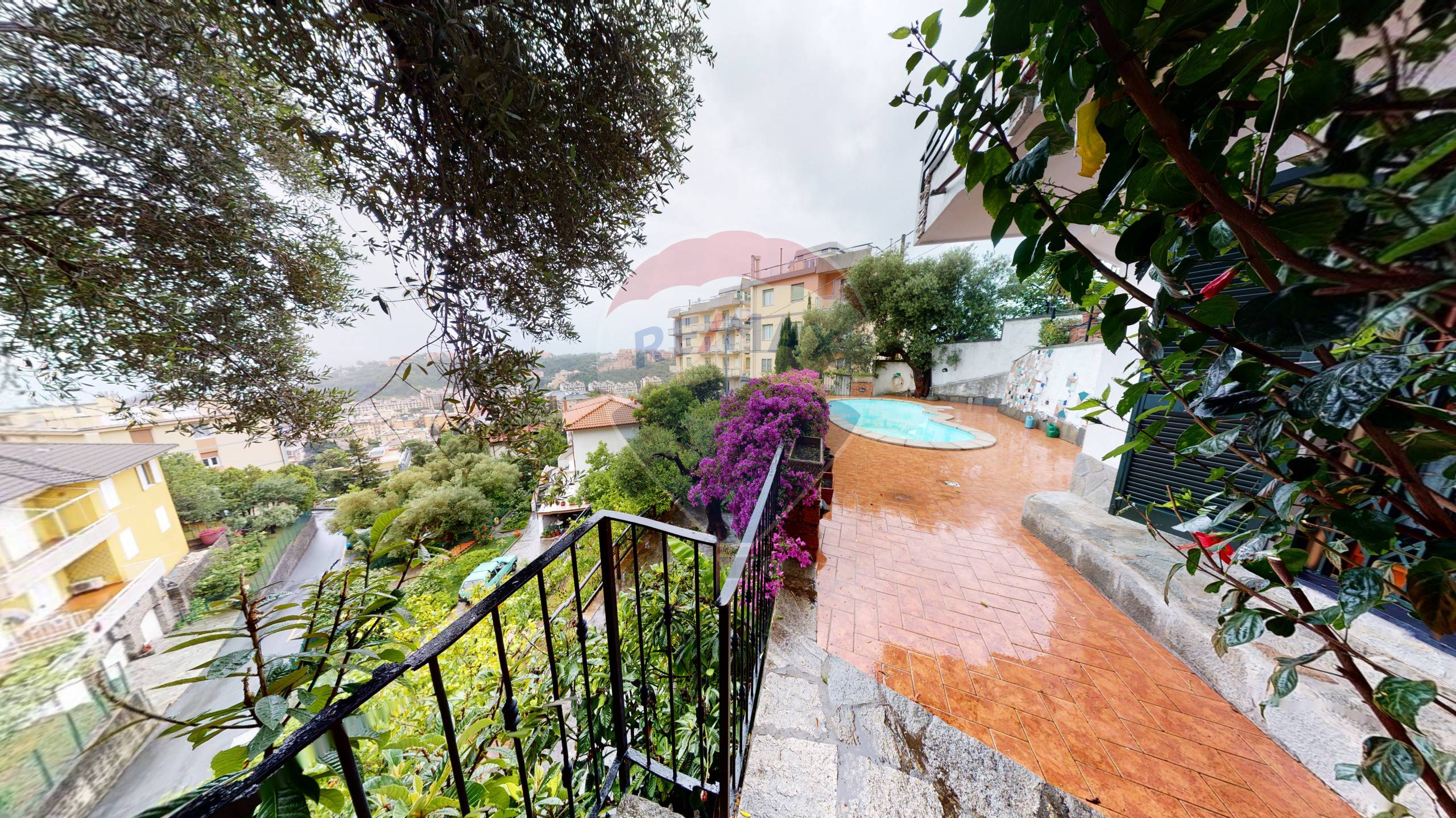 Villa ARENZANO vendita    RE/MAX Med