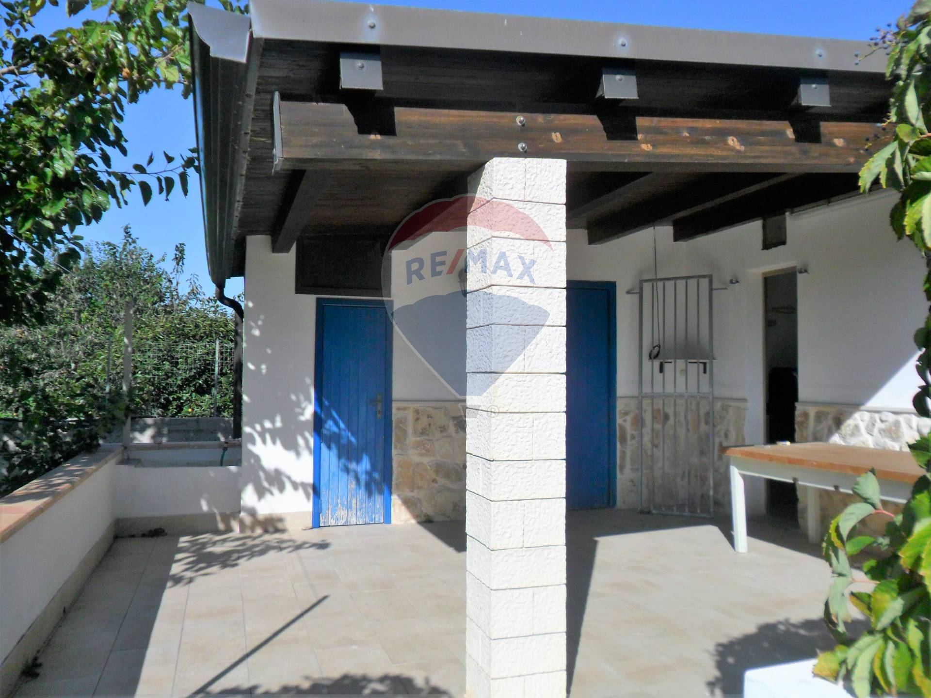 Villa Unifamiliare - Indipendente ISPICA vendita    RE/MAX Prima Classe