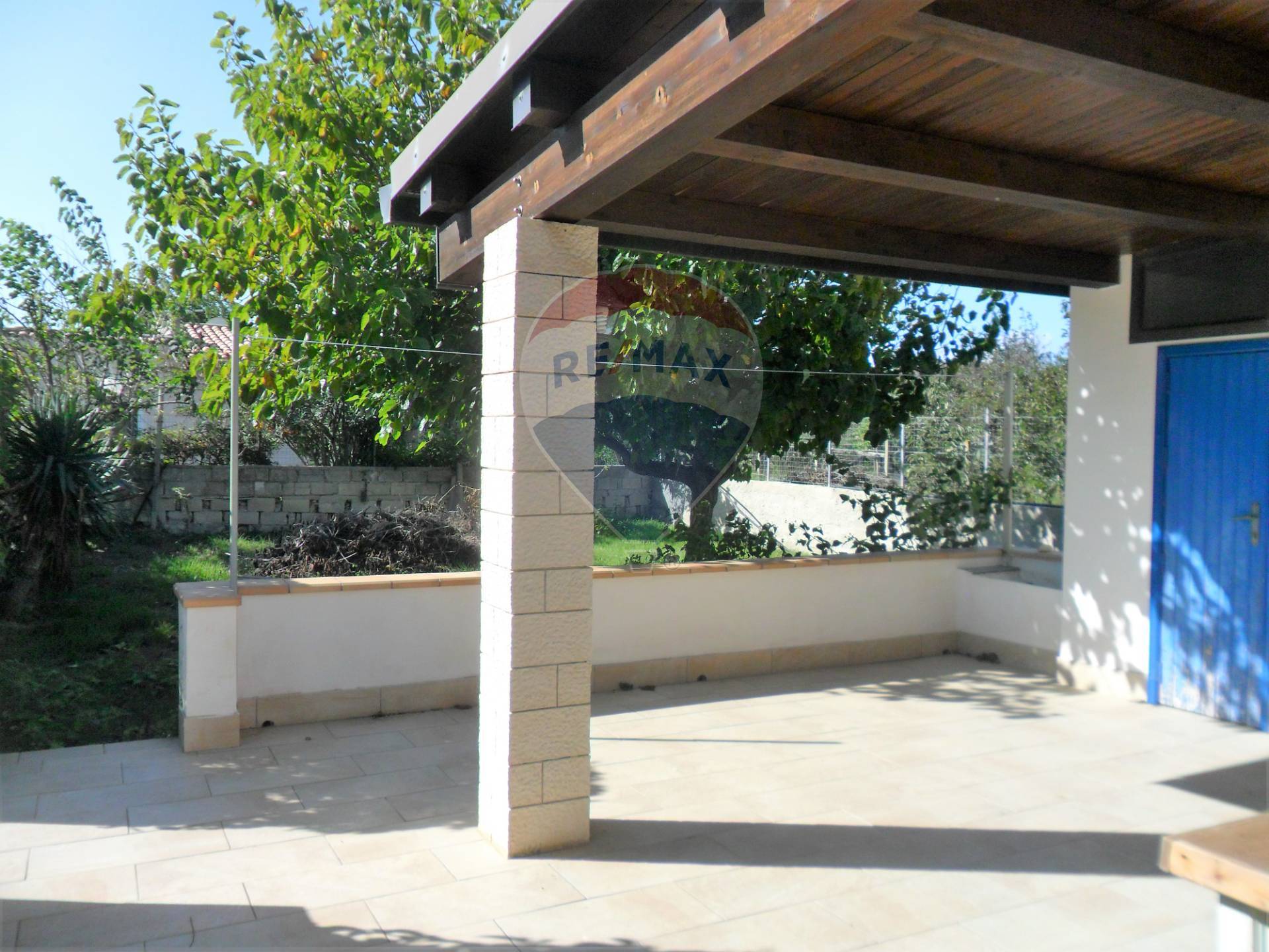 Villa Unifamiliare - Indipendente ISPICA vendita    RE/MAX Prima Classe