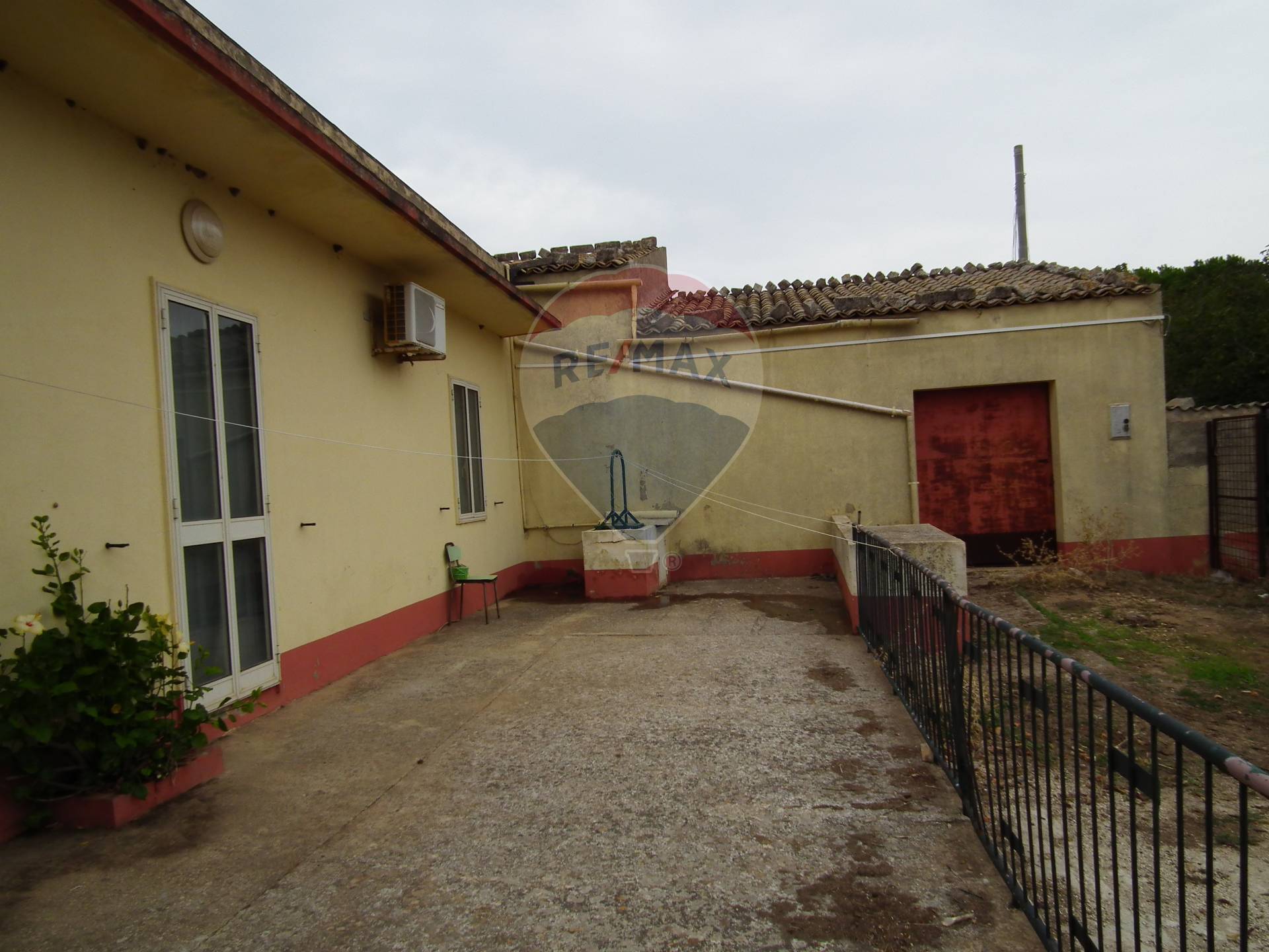 Villa Unifamiliare - Indipendente RAGUSA vendita    RE/MAX Prima Classe