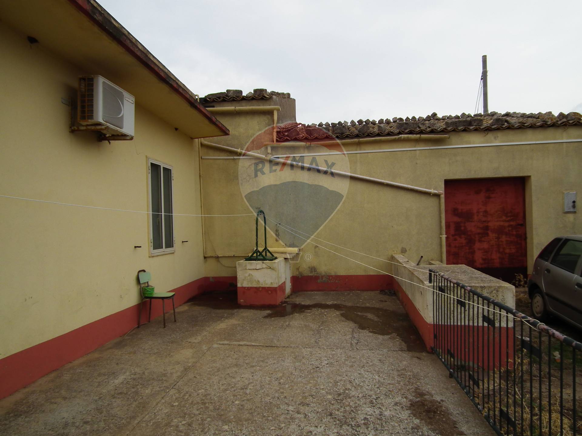 Villa Unifamiliare - Indipendente RAGUSA vendita    RE/MAX Prima Classe