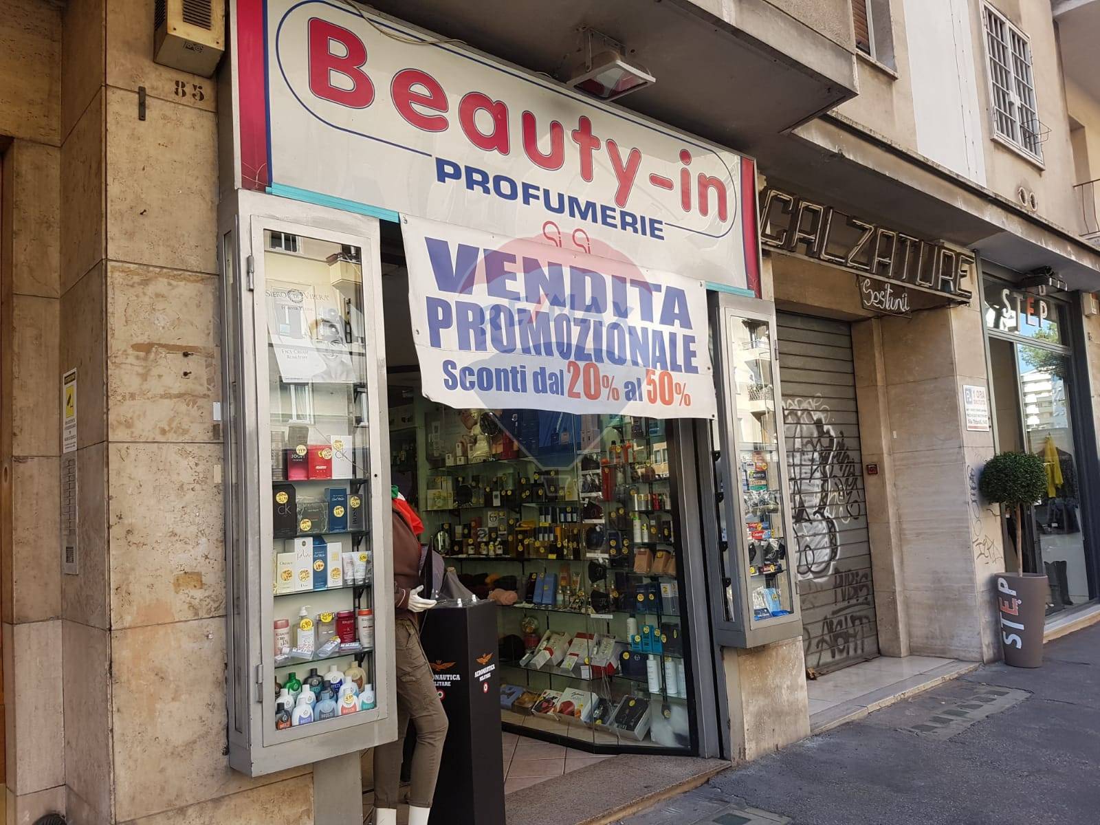 Negozio - Loc.Com. ROMA affitto    RE/MAX Titanus