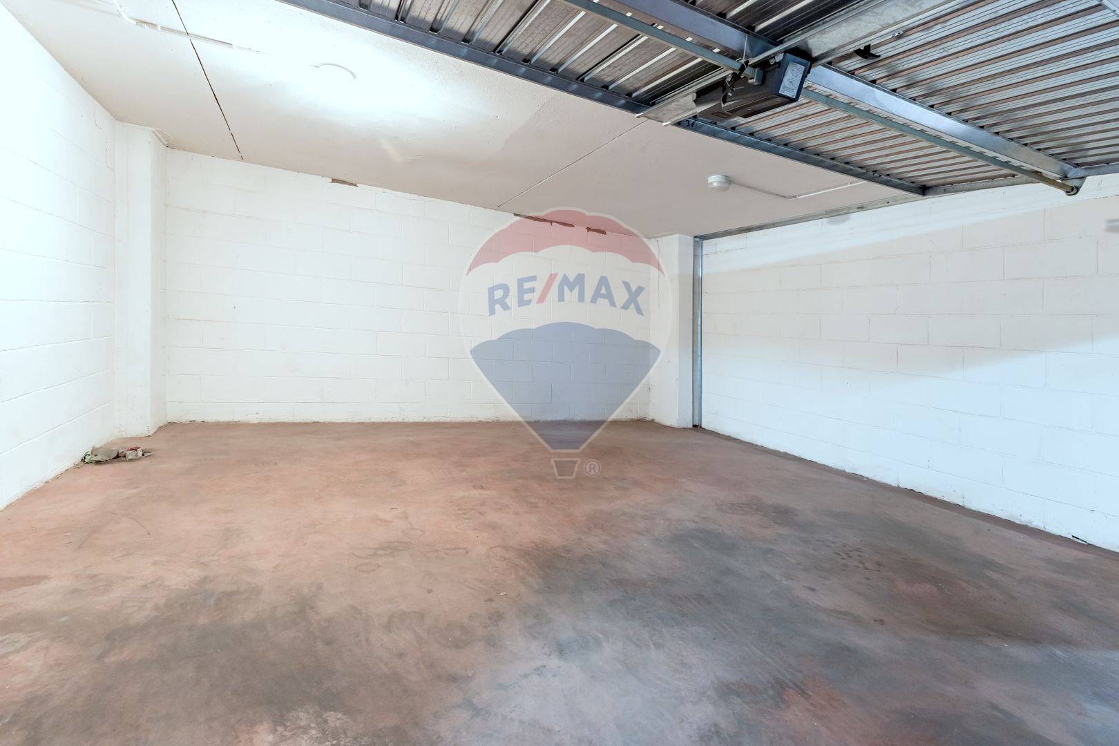 Box auto - Posto auto ROMA vendita  Colli Portuensi  RE/MAX Titanus