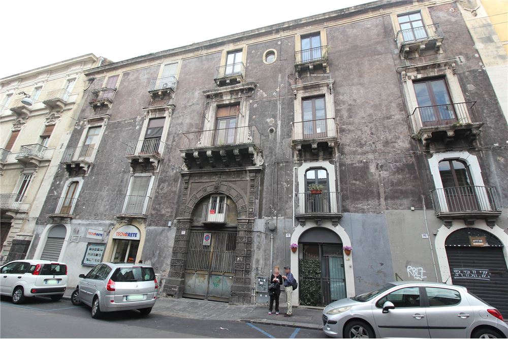  catania vendita quart: centro storico re/max casa trend