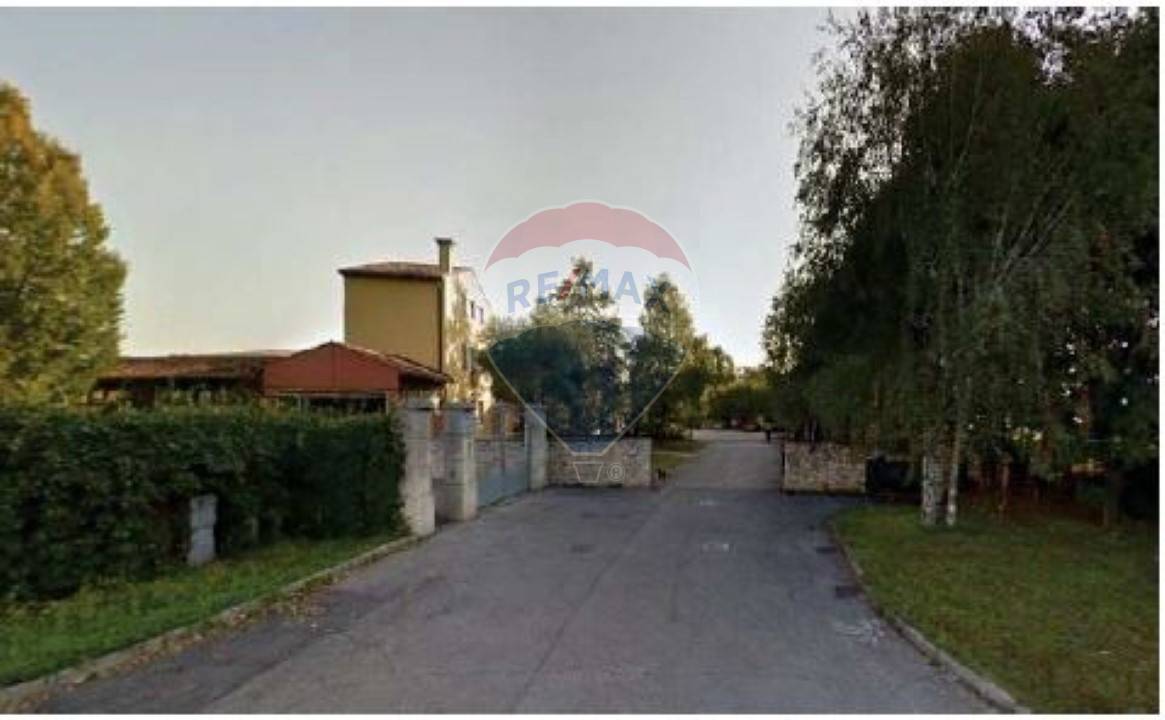 Villa Unifamiliare - Indipendente LONIGO vendita    RE/MAX Target