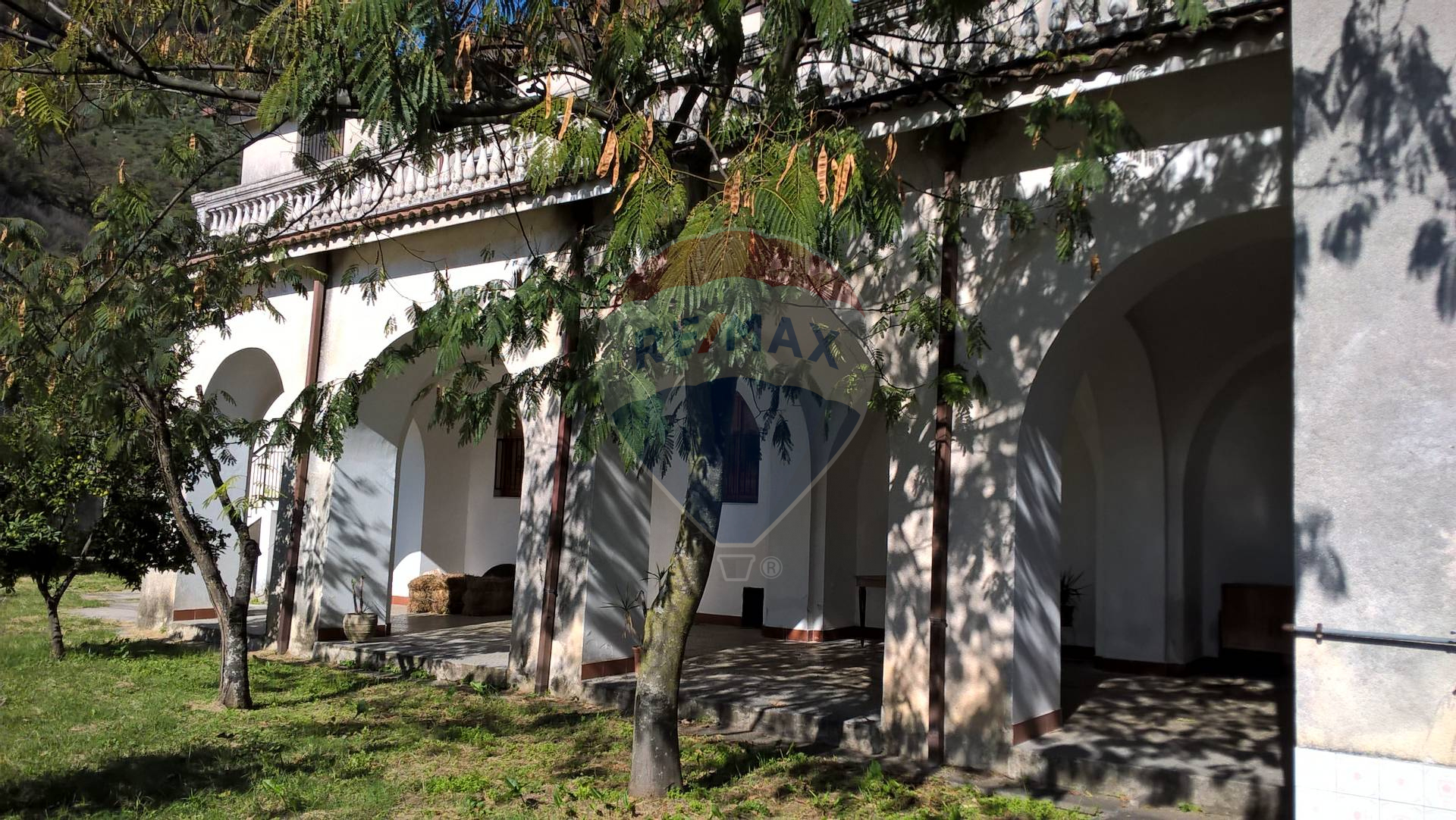 Villa Unifamiliare - Indipendente GIFFONI VALLE PIANA affitto    RE/MAX Incentro