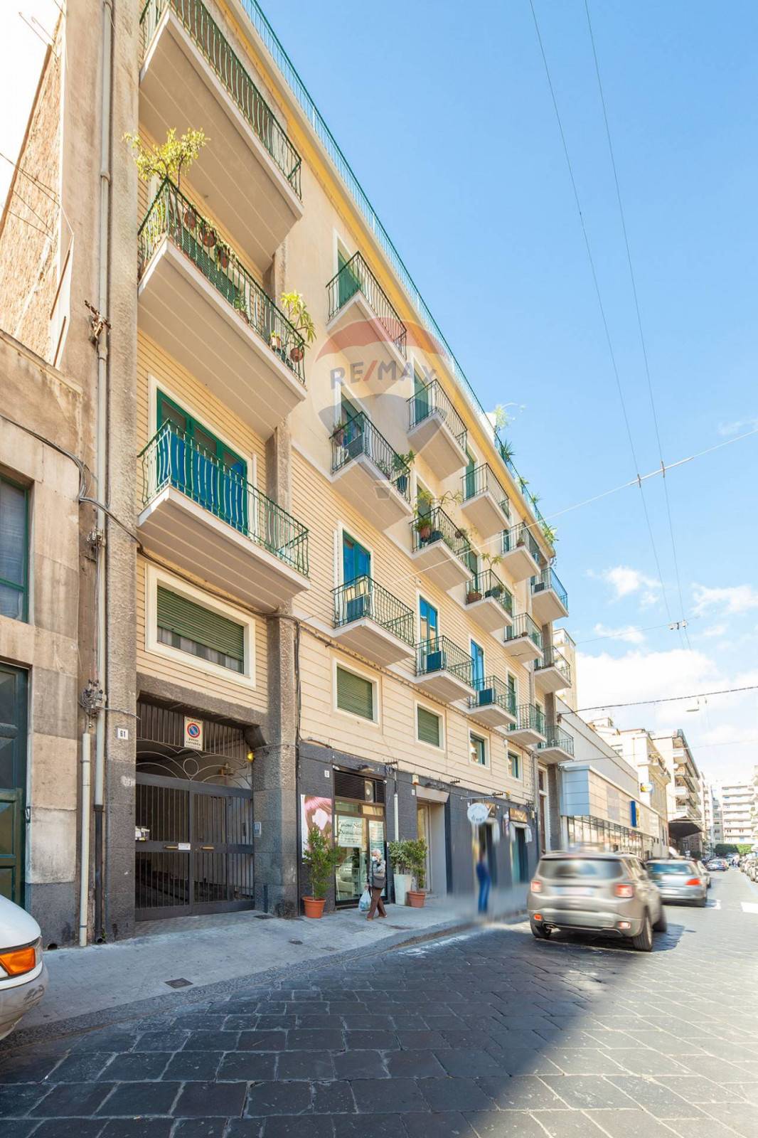  catania vendita quart:  re-max-city-home