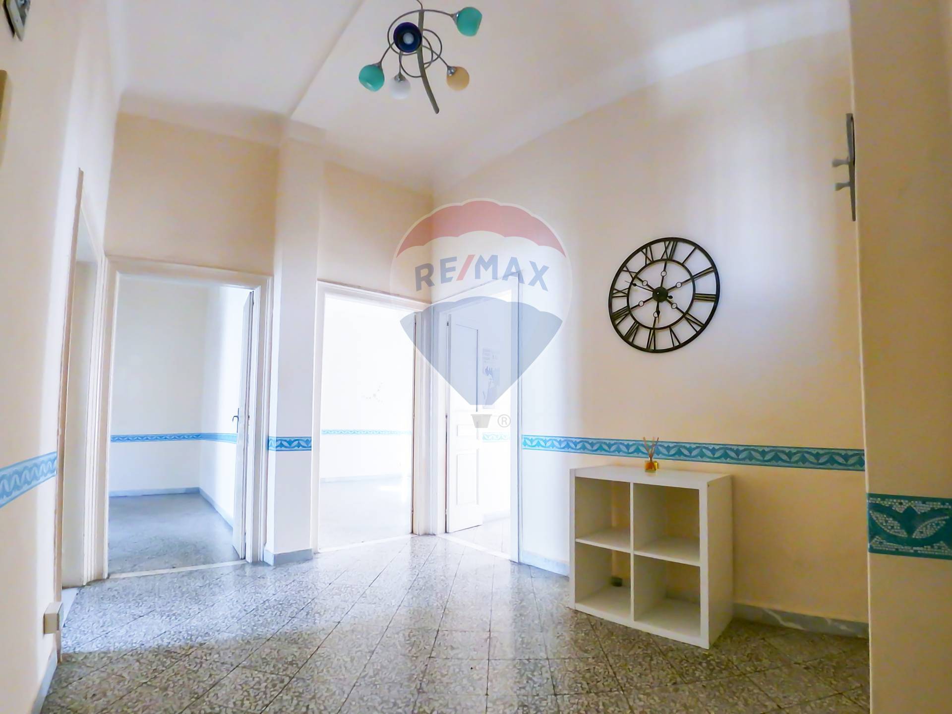  bari vendita quart: madonnella re/max oltre